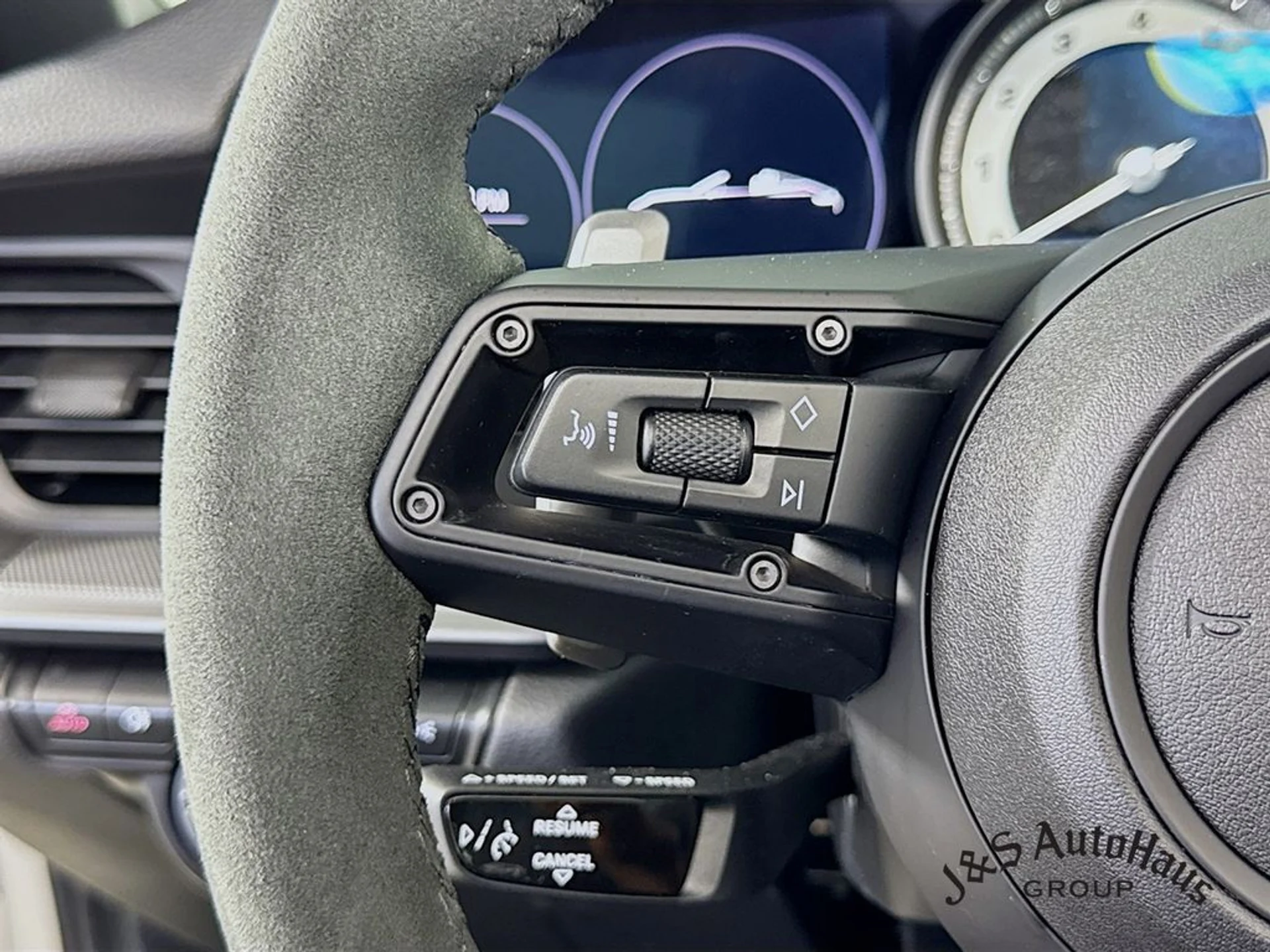 mph012_3247362401_xvjpbw3zb679gnjlz35tkuhaq9ie_20e7f76c76