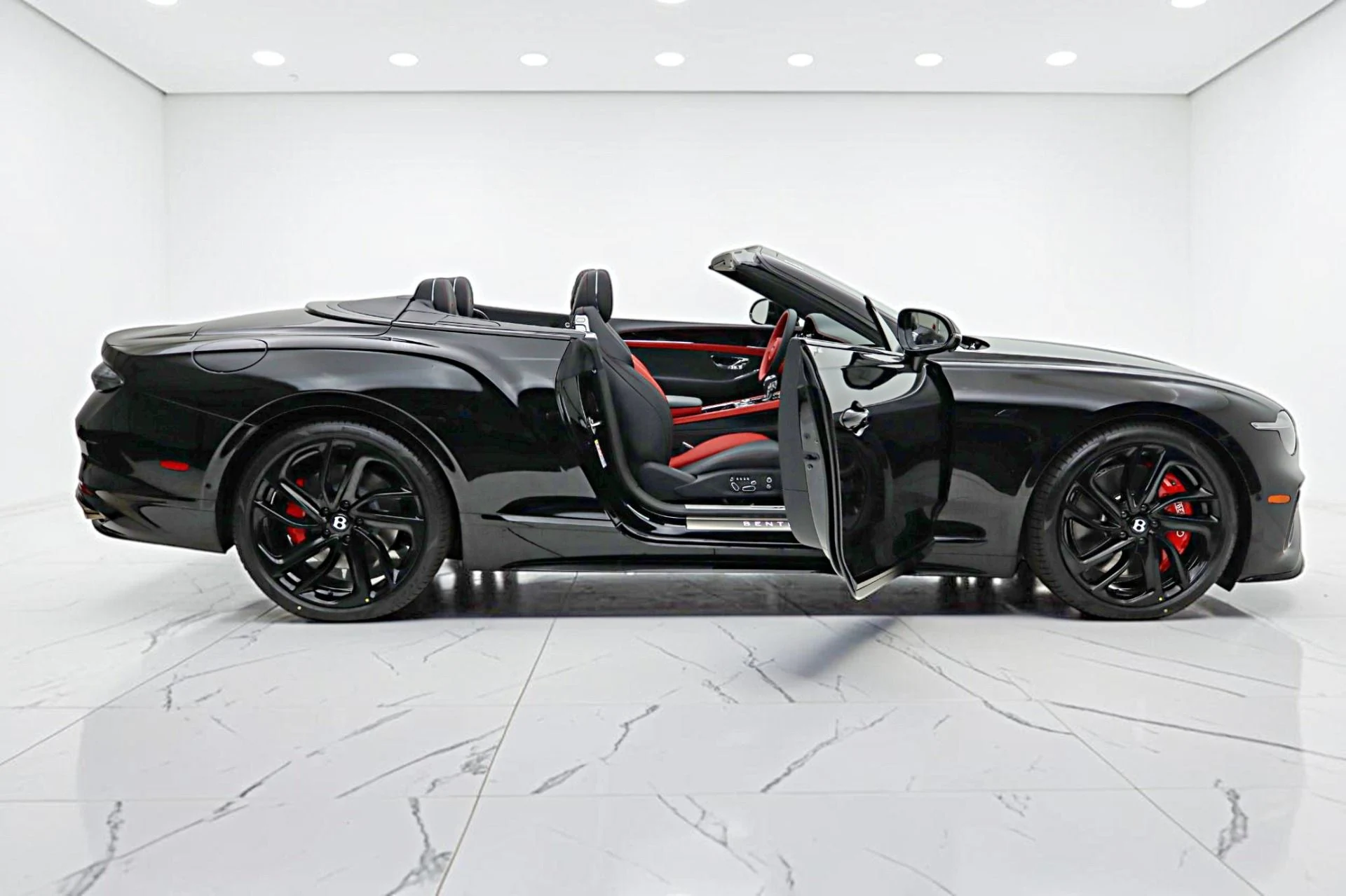 mph012_3254561239_New_2026_Bentley_Continental_56a73f40e6