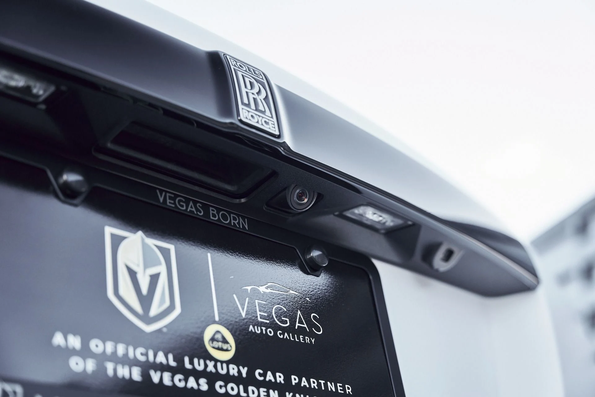 mph012_3262246810_Used_2019_Rolls_Royce_Wraith_Base_1772849588_8c6eed8653