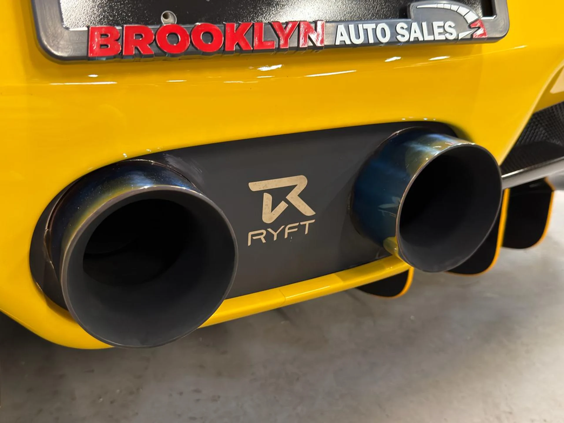 mph012_3268917340_639076298667598108_cf63978c1d