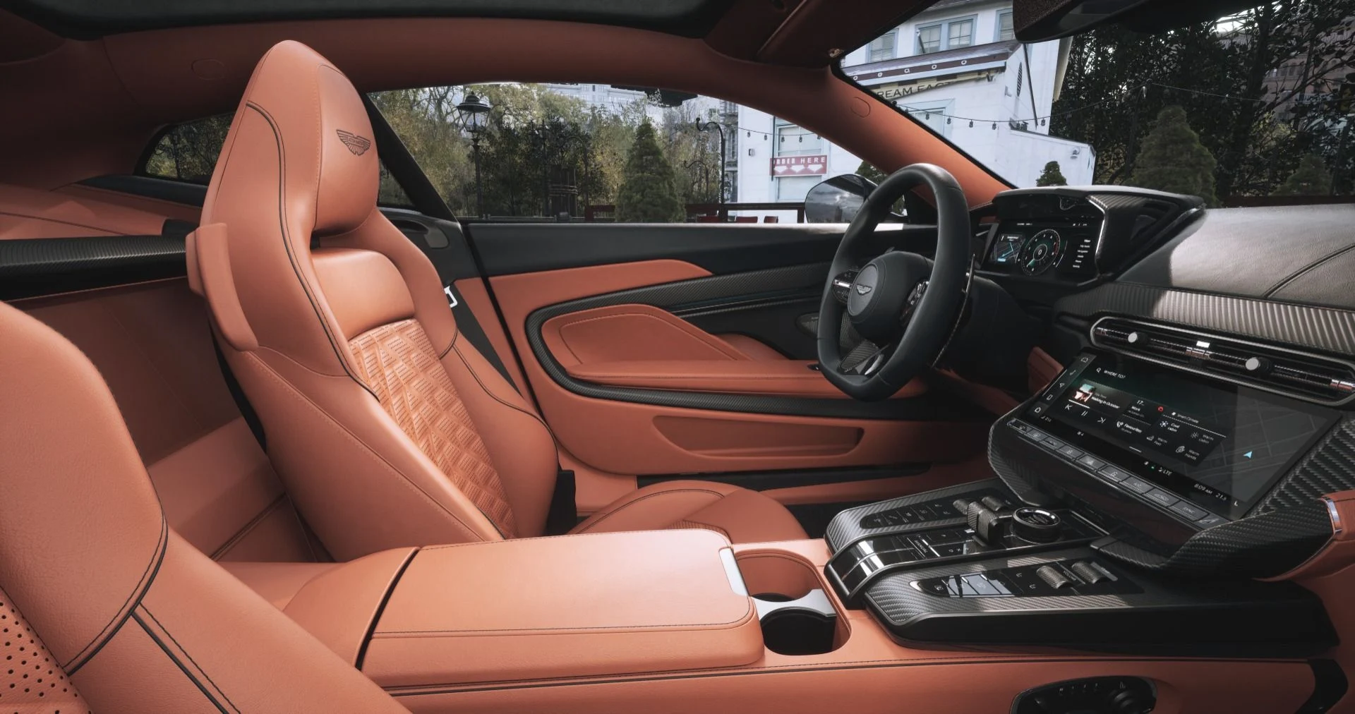 mph012_3270313704_New_2025_Aston_Martin_Vanquish_d6f05da91c