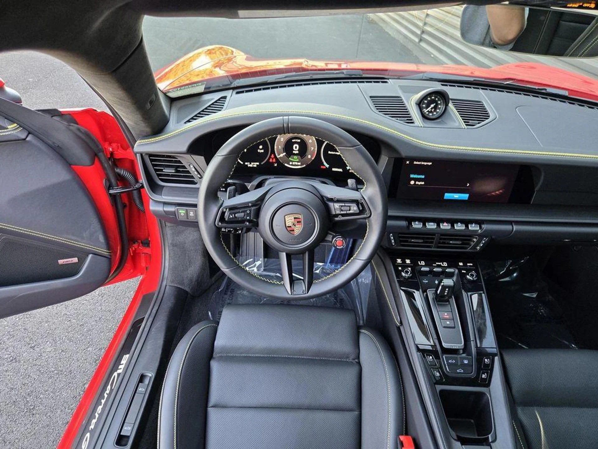 mph012_327478572_m6_NE_6_Et_LHE_Knv8g8tj5vgo7x_Oy_A_13de57bac6