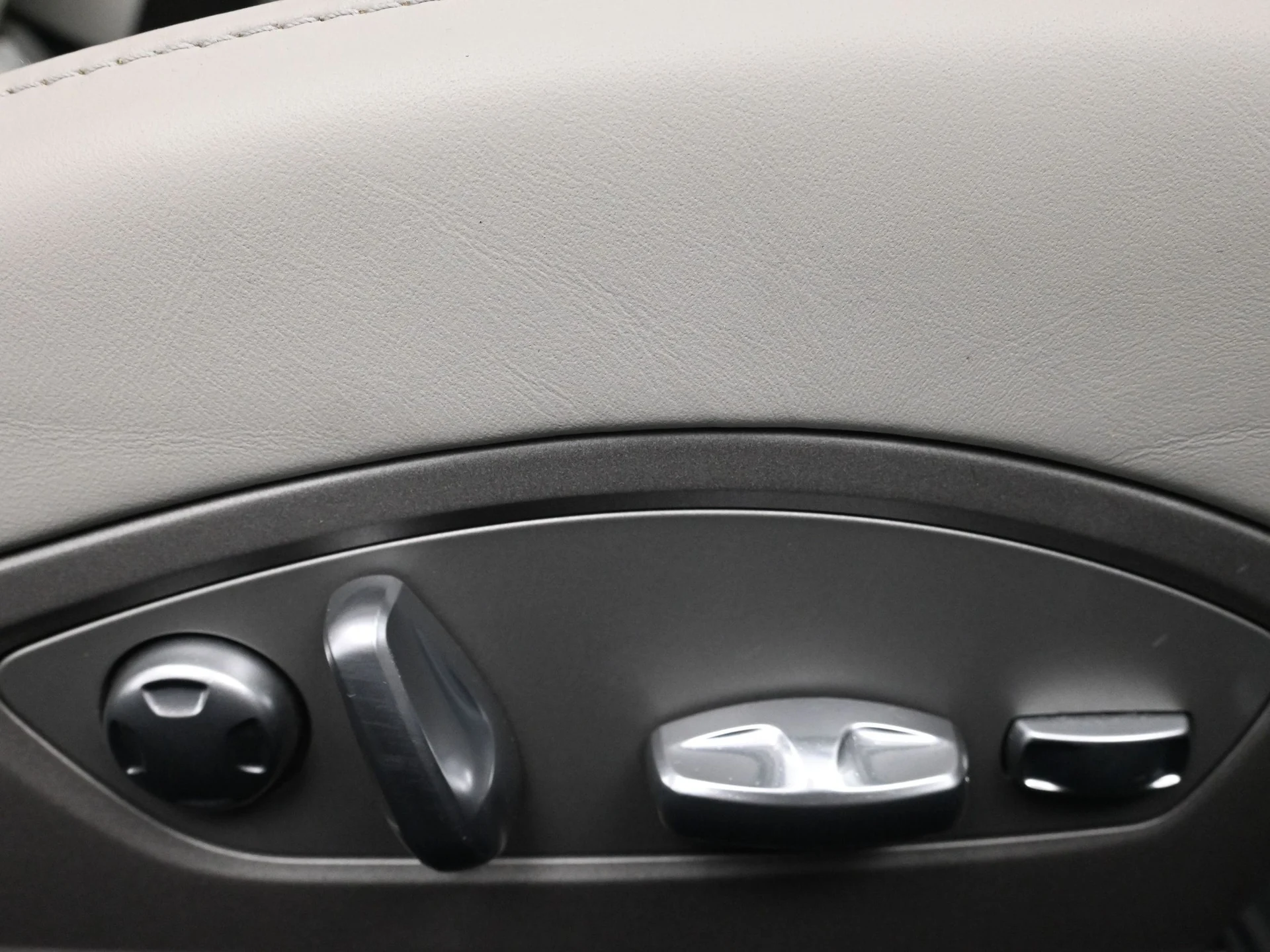 mph012_3275295973_c16a9b2a9b514b9f8208e794378e0624_6f1a49a615