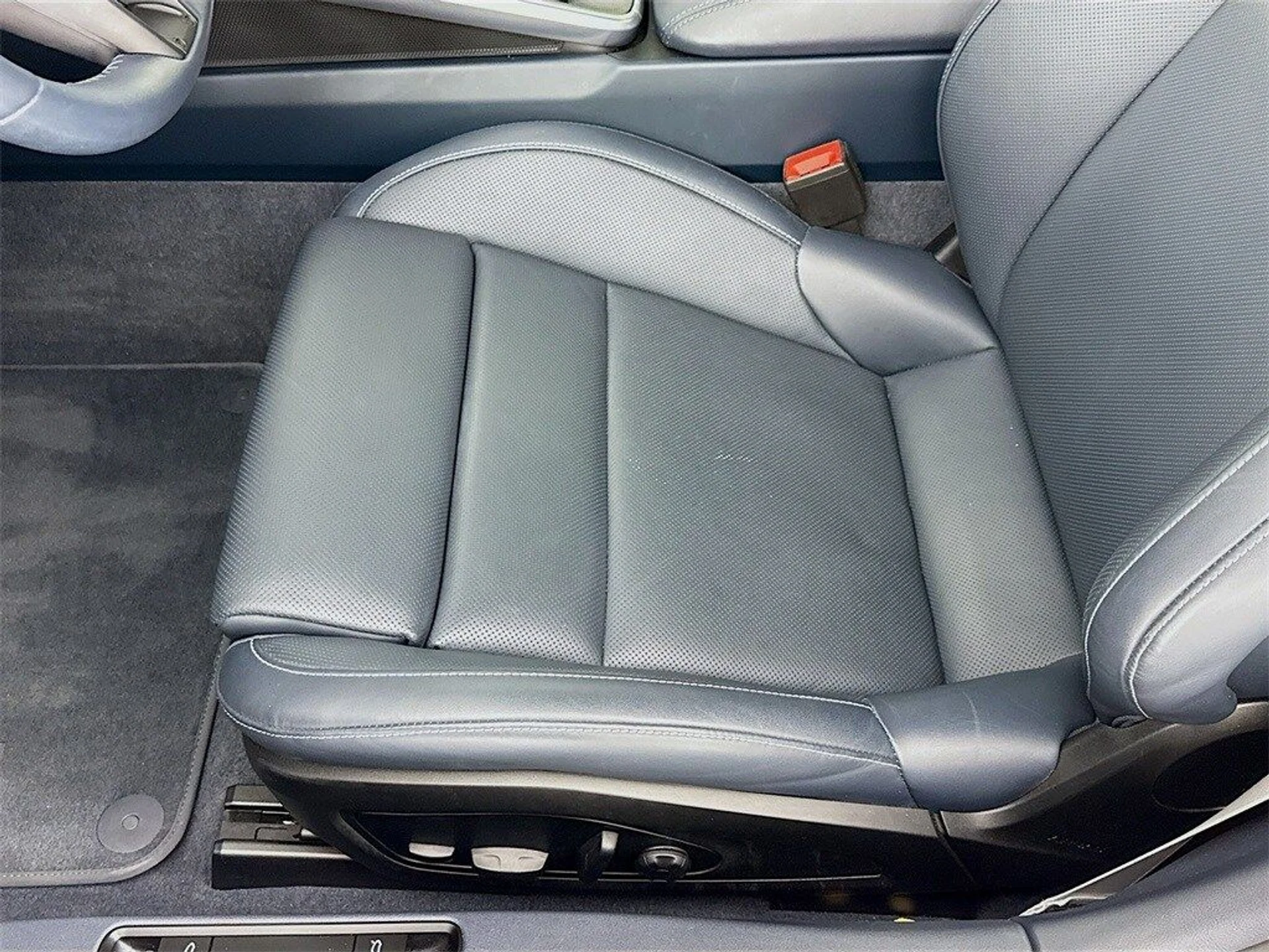 mph012_3286933457_2dcd7493cff2d3702e367fdb021ab3e0x_11d6353d22