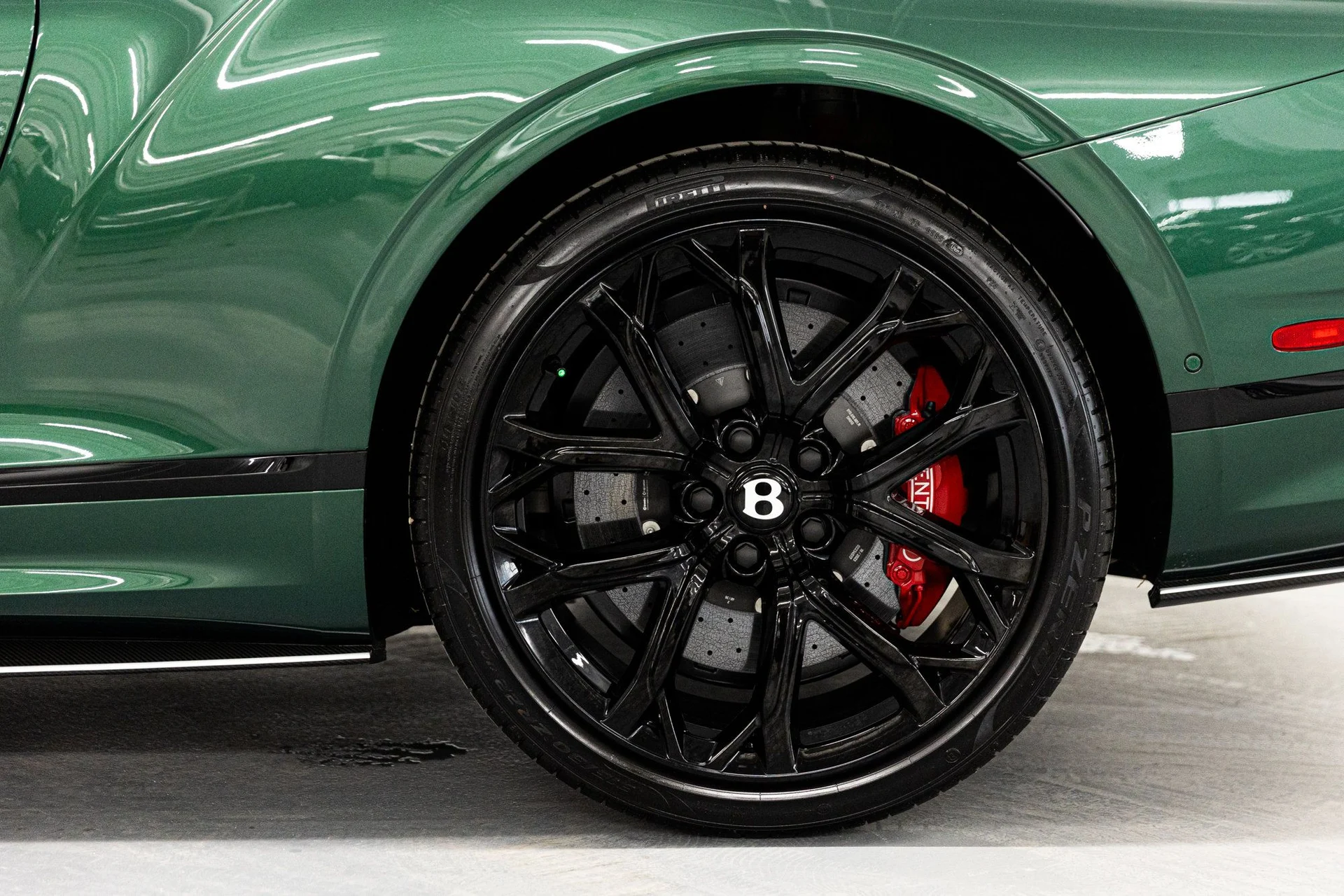 mph012_3293098382_21e96a6647b01652412dae2ec0b12d23x_6072550c24