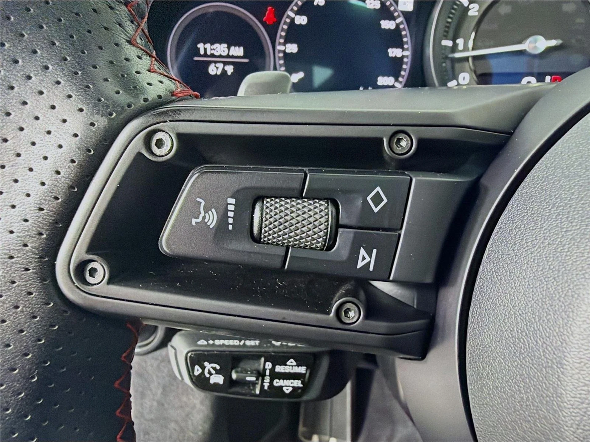 mph012_3294246405_0df43cce3c9d18a80d57b7bcfb9fb14a_29a21b5030