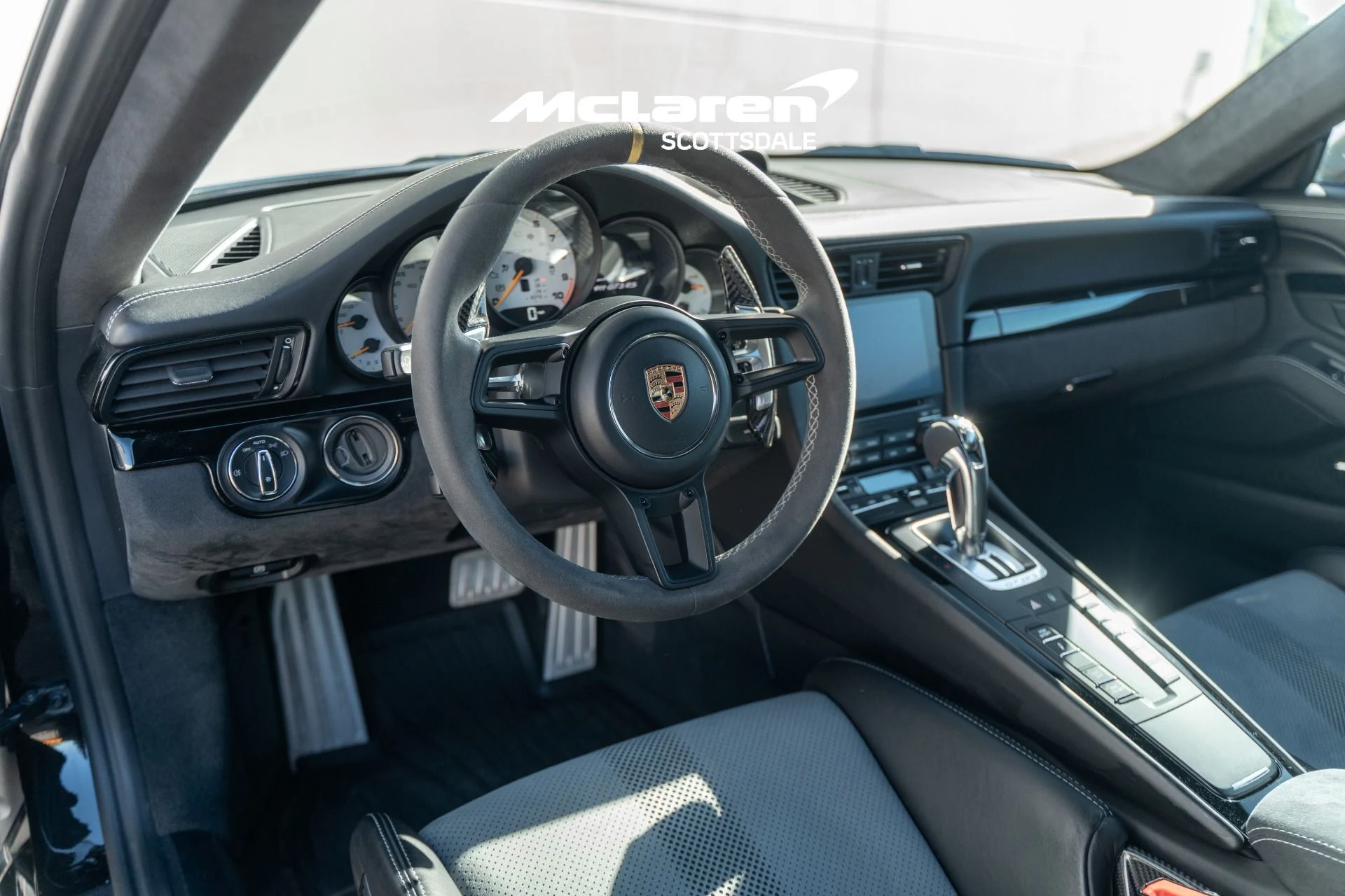 mph012_3294429982_Used_2019_PORSCHE_911_GT_3_RS_1775874087_626508b7aa