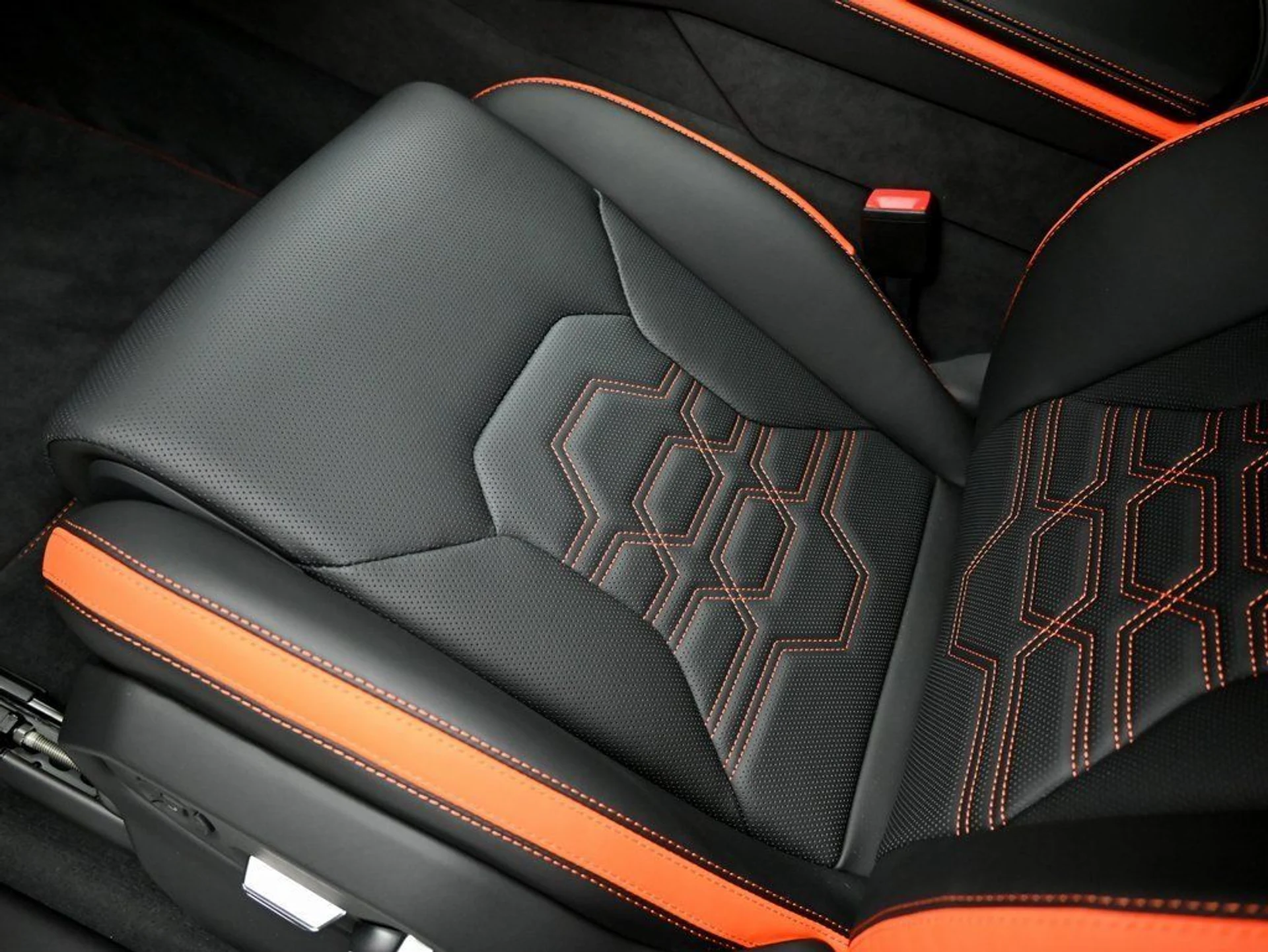 mph012_3302193499_ea08b2cc13b951b472d001332c344bf9_911f5a5732