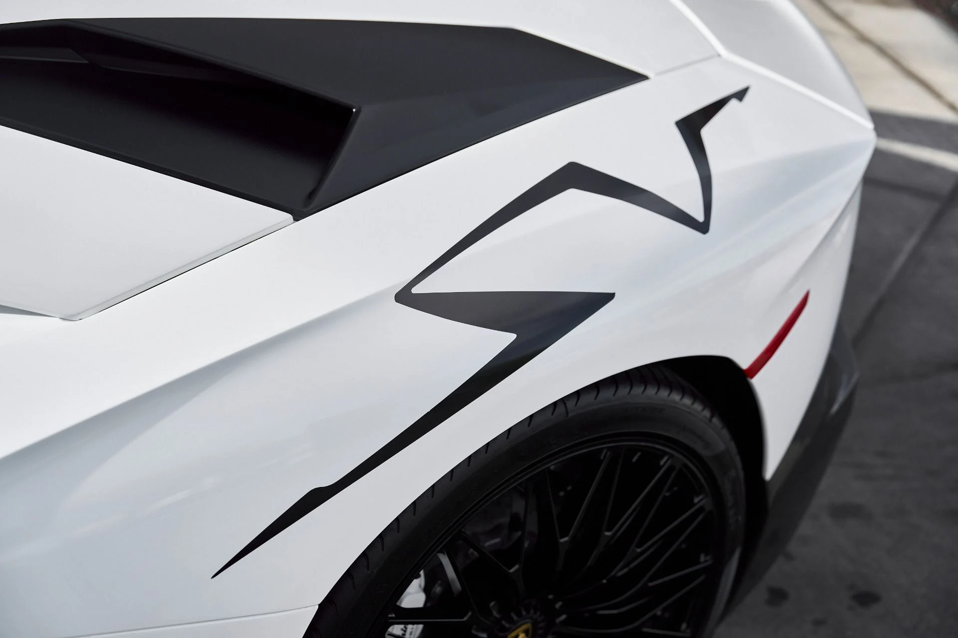 mph012_3308595541_Used_2017_Lamborghini_Aventador_LP_750_4_Super_Veloce_1768358648_ec522a6949