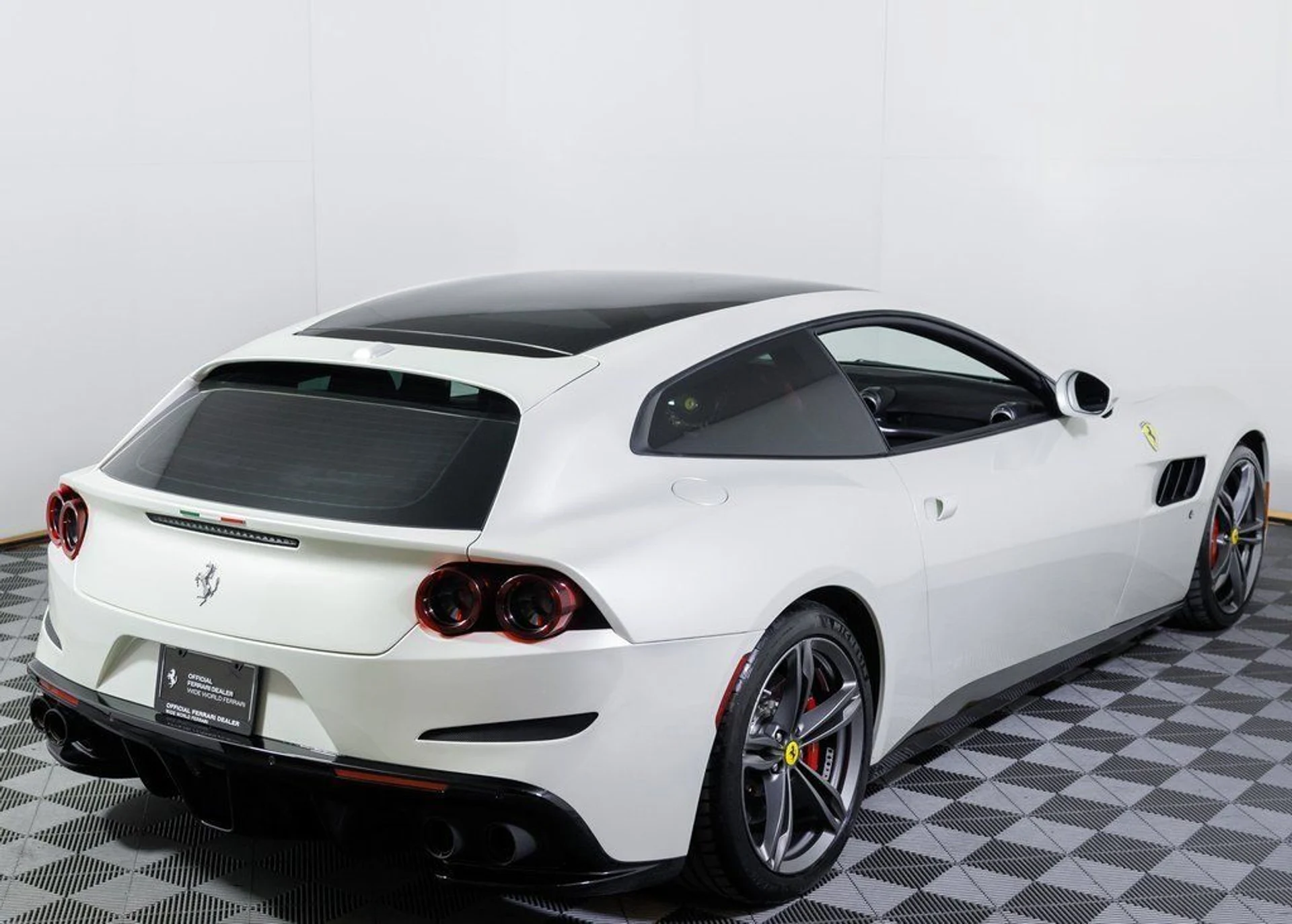 mph012_332187300_df4a592fd8577273fd8a603315a86817_328ec67eed