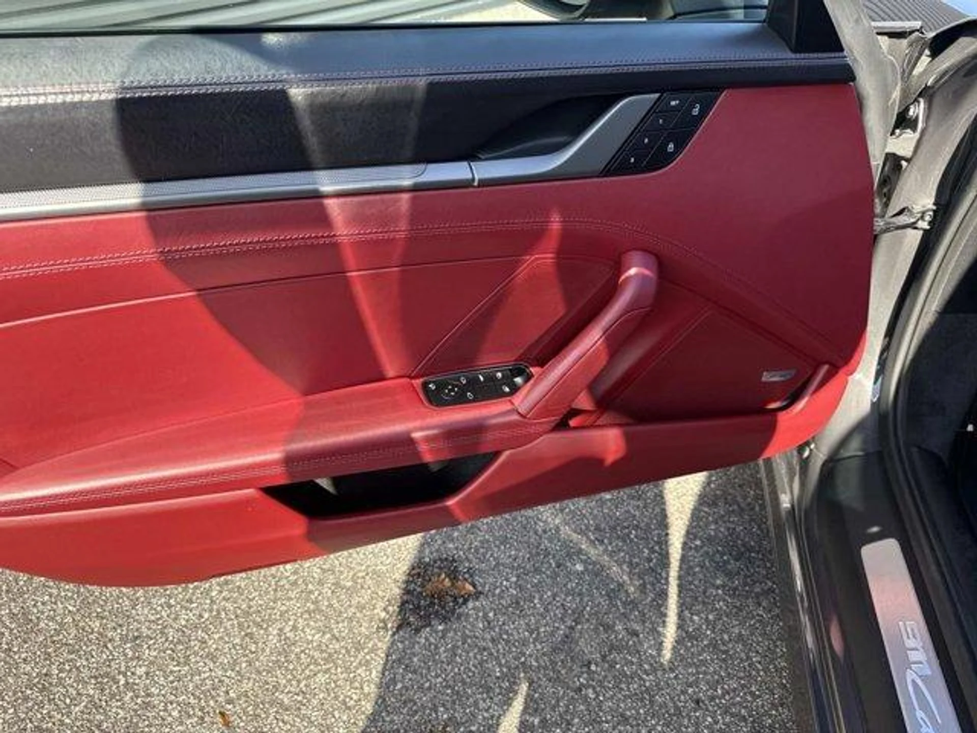 mph012_332440086_f_FQ_Chlv_YZ_Akp_O_Sfg_R4_Wd_Jx_B_Uv_GQ_38b76a2aec