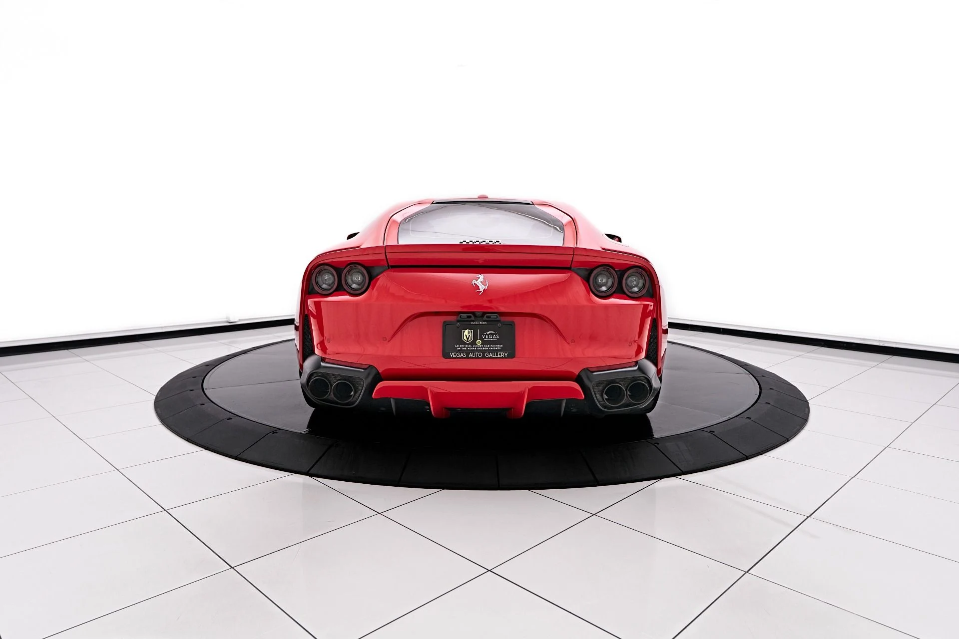 mph012_3331696249_Used_2018_Ferrari_812_Superfast_Base_1749002871_d9cd8a472e