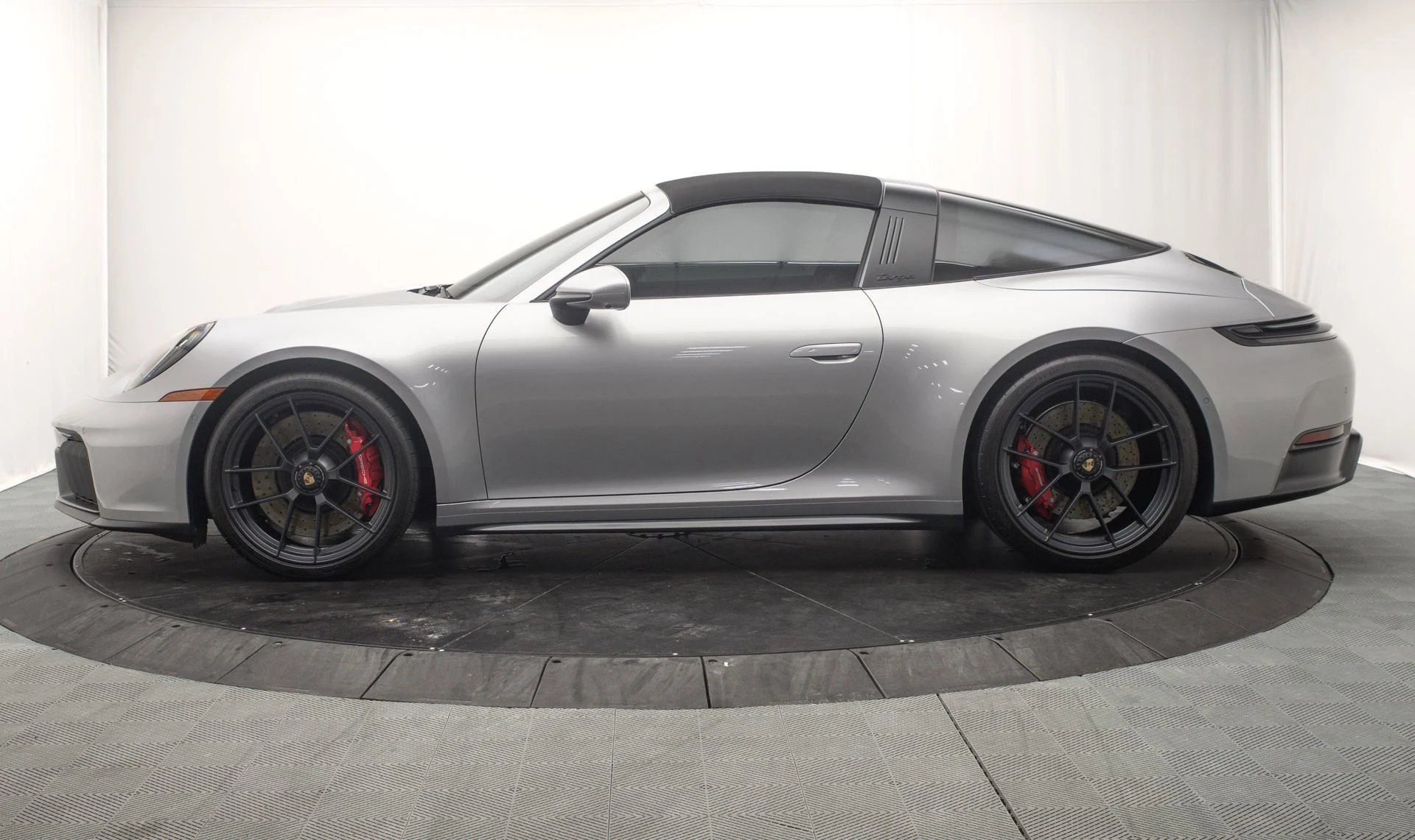 mph012_3339226788_b79fb27db51f44d3b611dc75a95aab35_e08076c79d