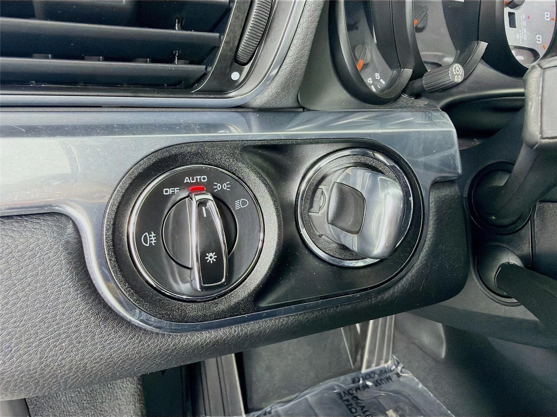 mph012_3340013243_185a4065c0c75014d5851d26f226612c_467bb65de2