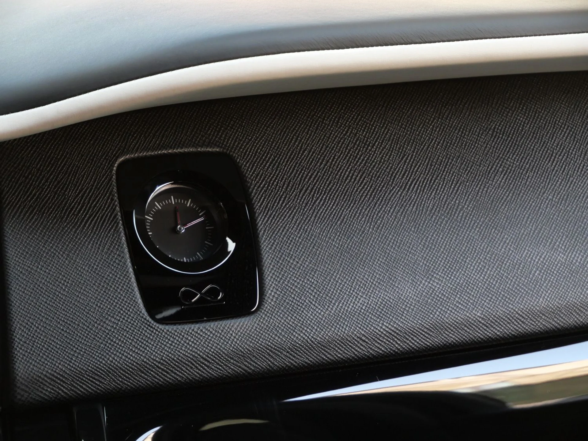 mph012_3341457346_049a53869af5d6fdc4dd80d28bdf70bfx_df36e046f1