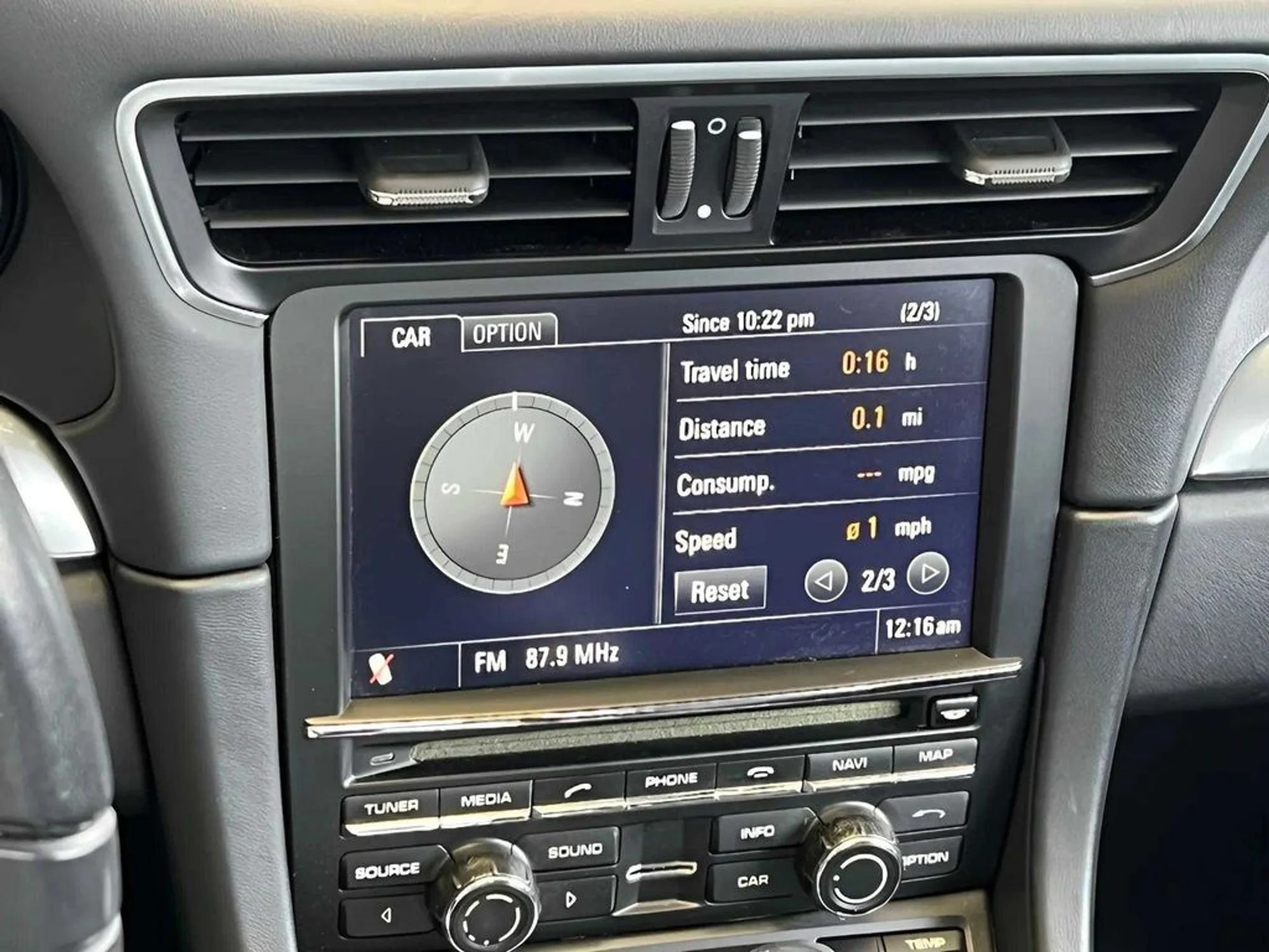 mph012_3345081285_24beb8c8aca07374c0de14edea60bafcx_3c6eb53233