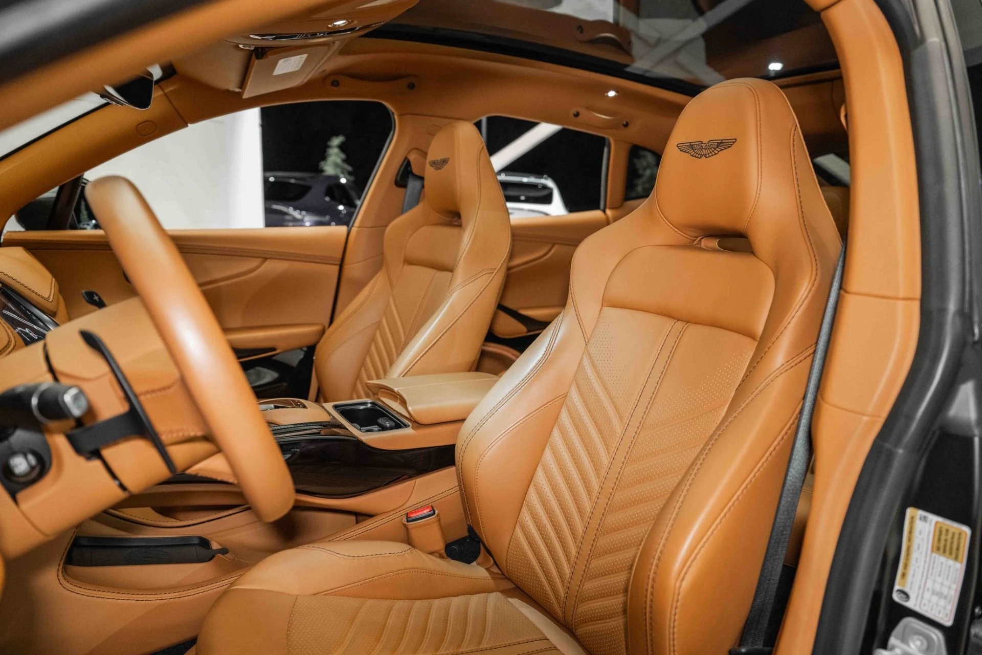 mph012_3347660449_Used_2023_Aston_Martin_DBX_707_1720795210_c34aa62199