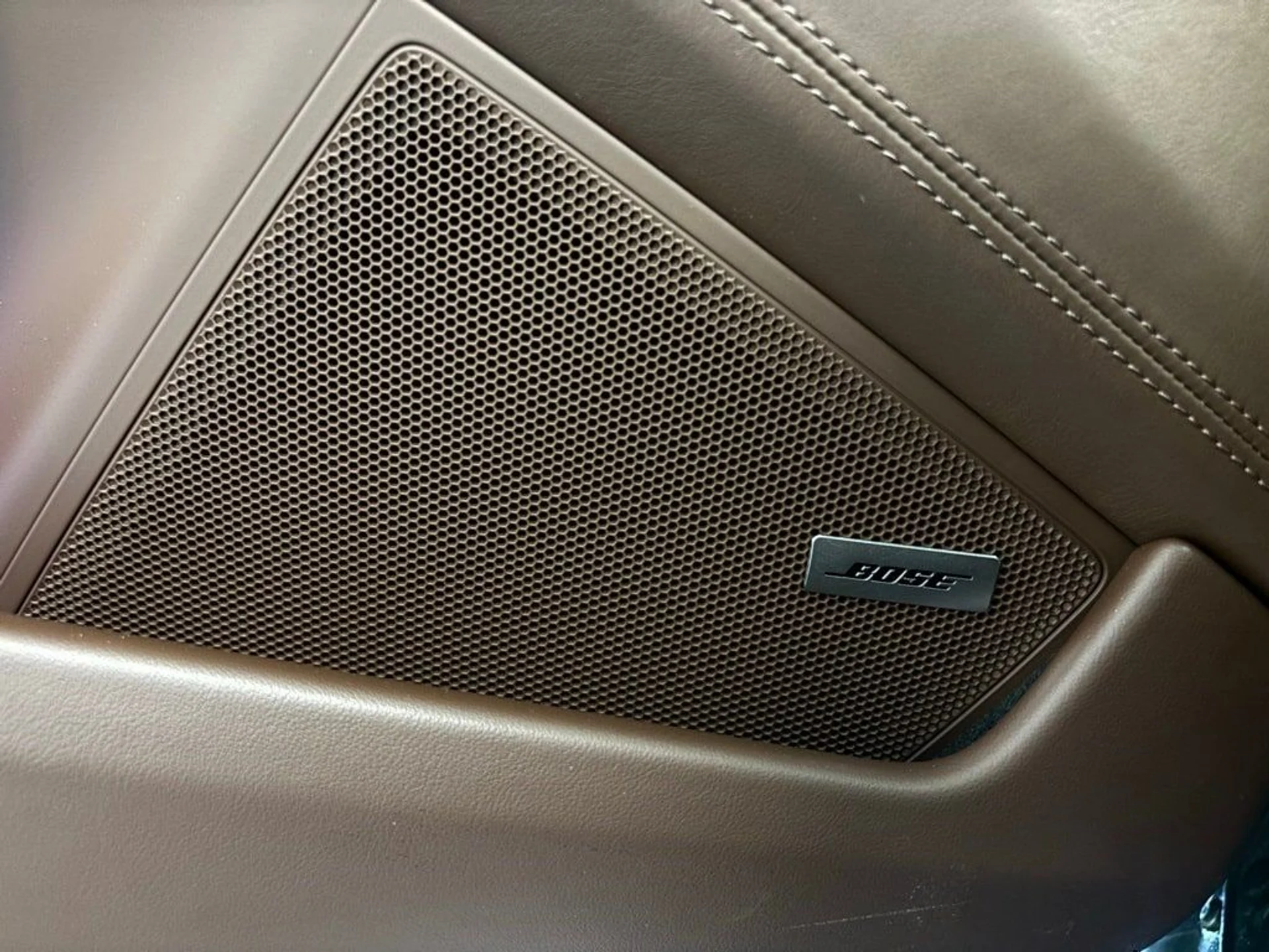 mph012_3349053383_86a0b34683307f445d3dd94a2cd0d8dbx_5f45f66148