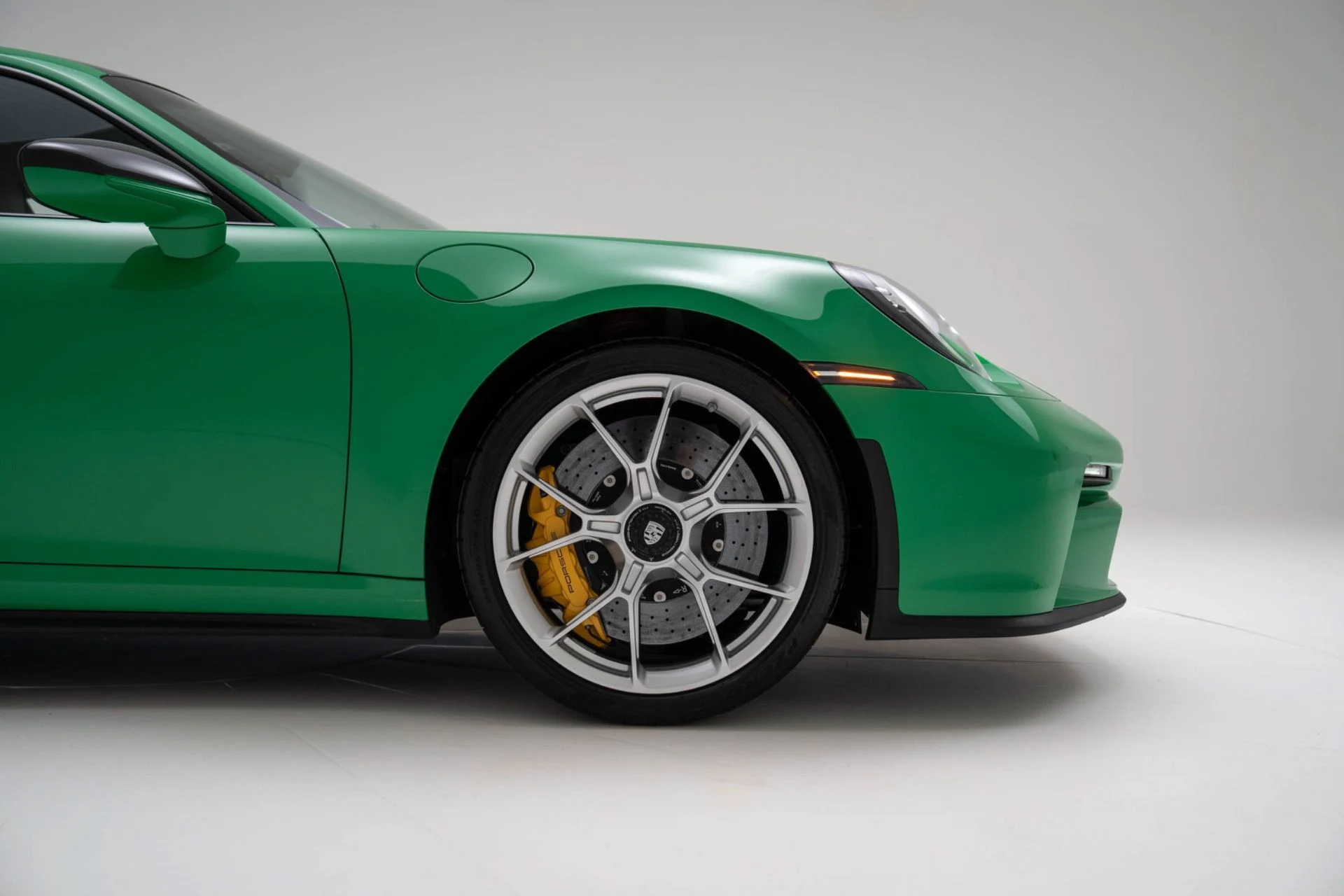 mph012_3349683684_Used_2022_Porsche_911_GT_3_Touring_1775584406_47407628a1