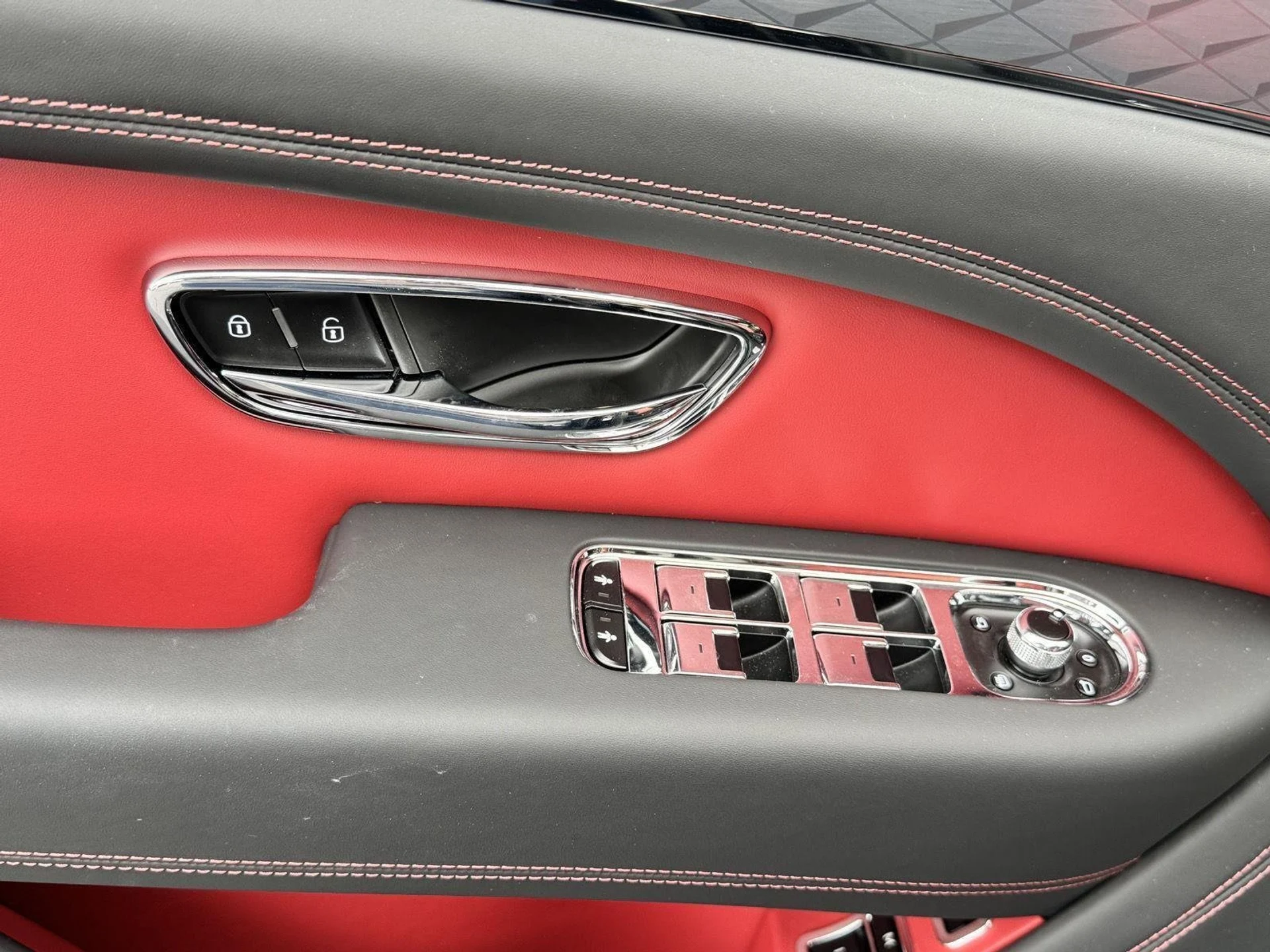 mph012_3356471804_6fe3bd2fbc289d6073e9af898c2134fc_bc82662418