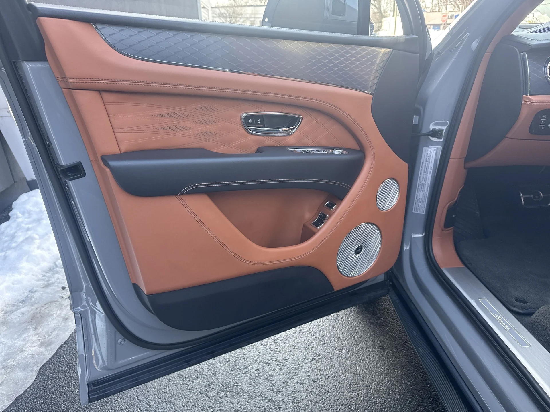 mph012_3357514619_9223823ed499d2a8aee6f25f99bffcd0x_df91f025ac