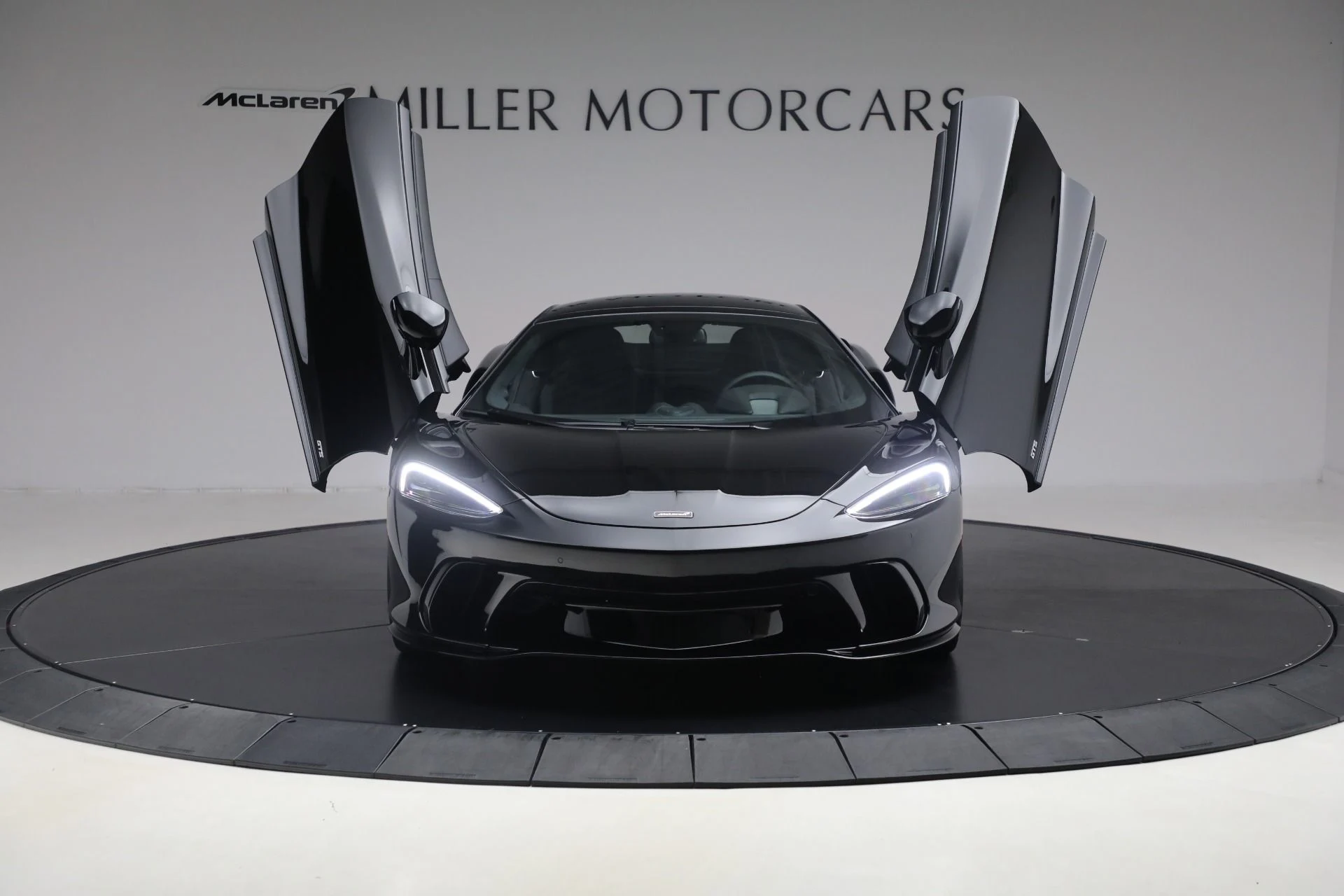 mph012_3361328351_New_2025_Mc_Laren_GTS_Tech_Lux_a01bbbe212