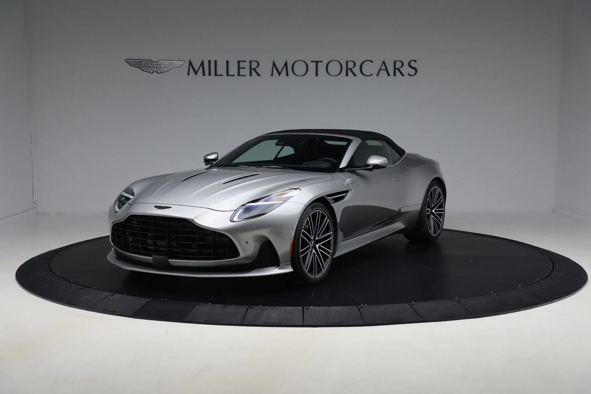 mph012_3364283633_New_2026_Aston_Martin_DB_12_Volante_91715b6d86