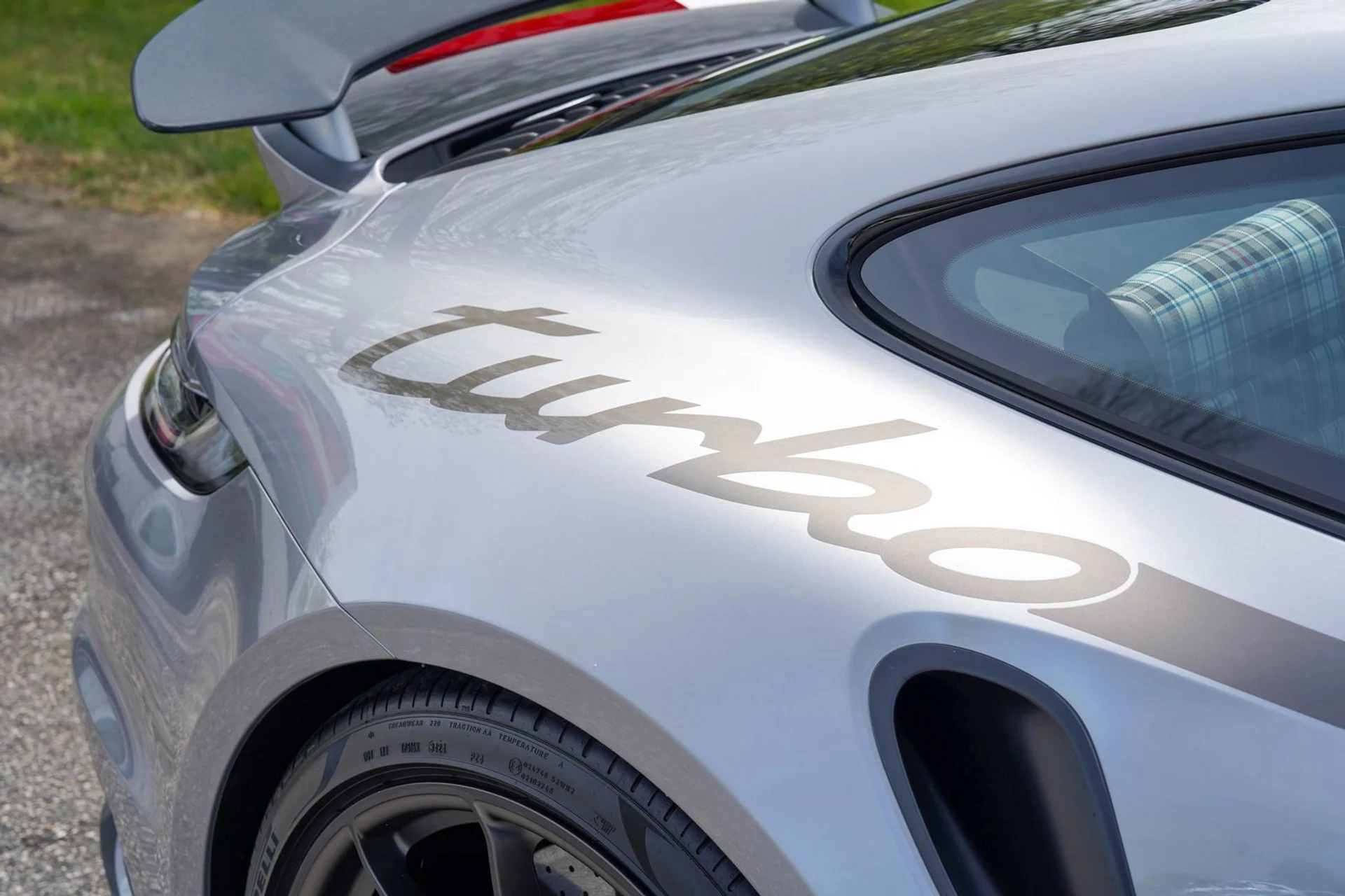 mph012_3374023282_c991990a75ce16f22f8bb9cc89ba6c22_223644038d