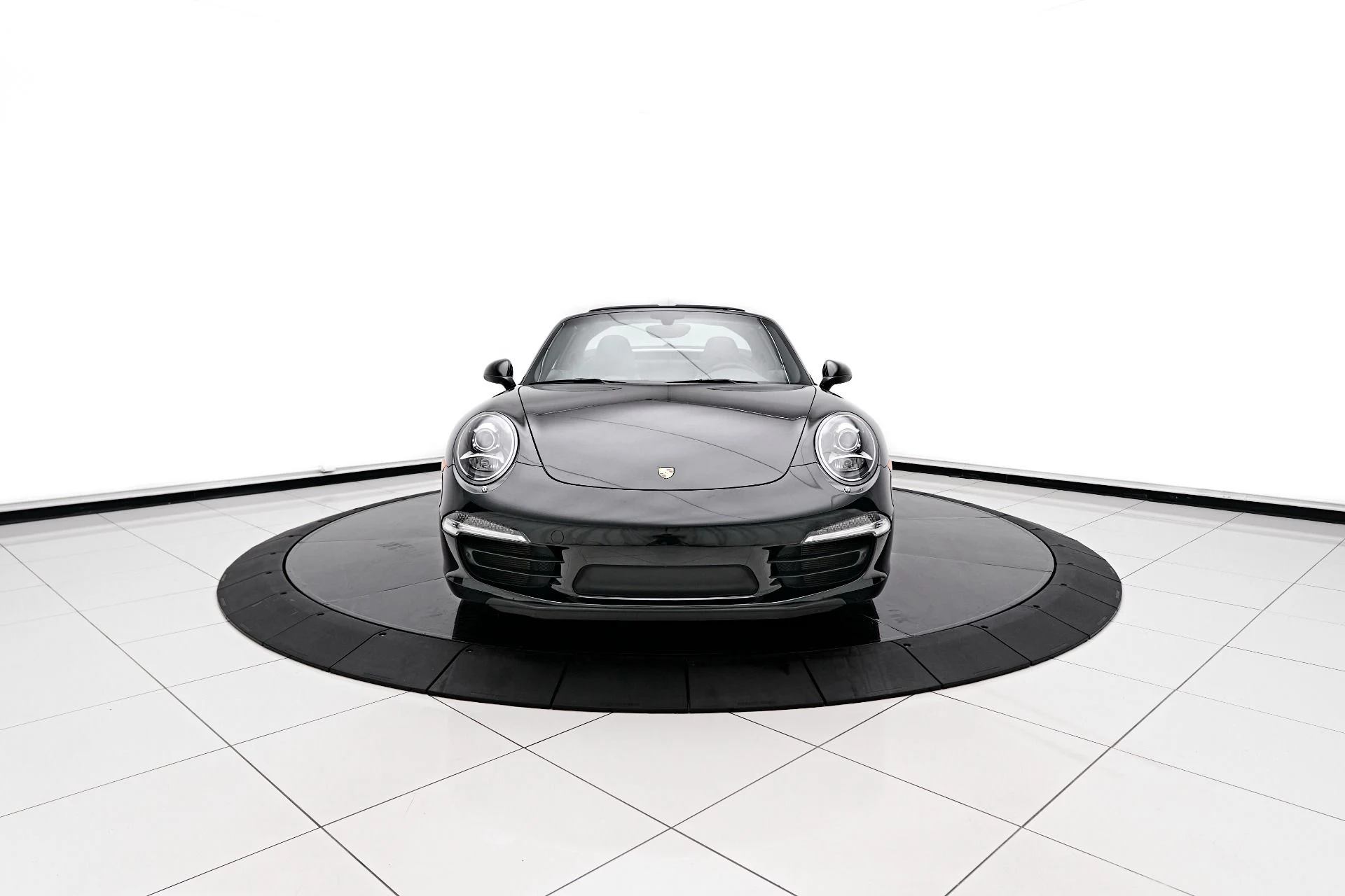 mph012_3374433179_Used_2016_Porsche_911_Targa_4_S_1708643466_89e3ec8b68