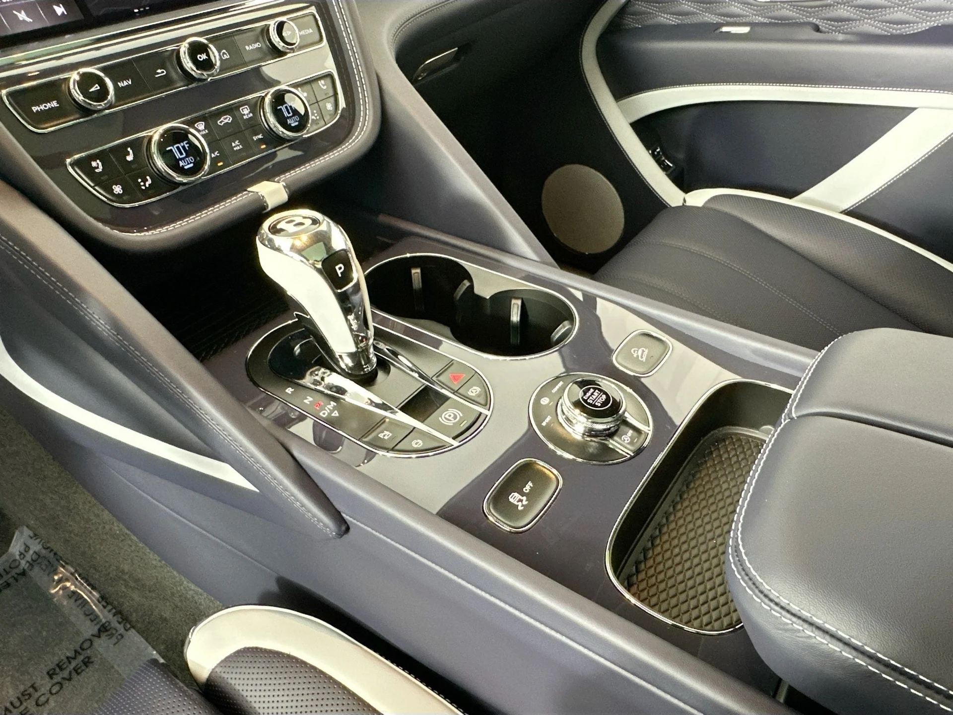 mph012_3380843973_13_c8dfa626f4