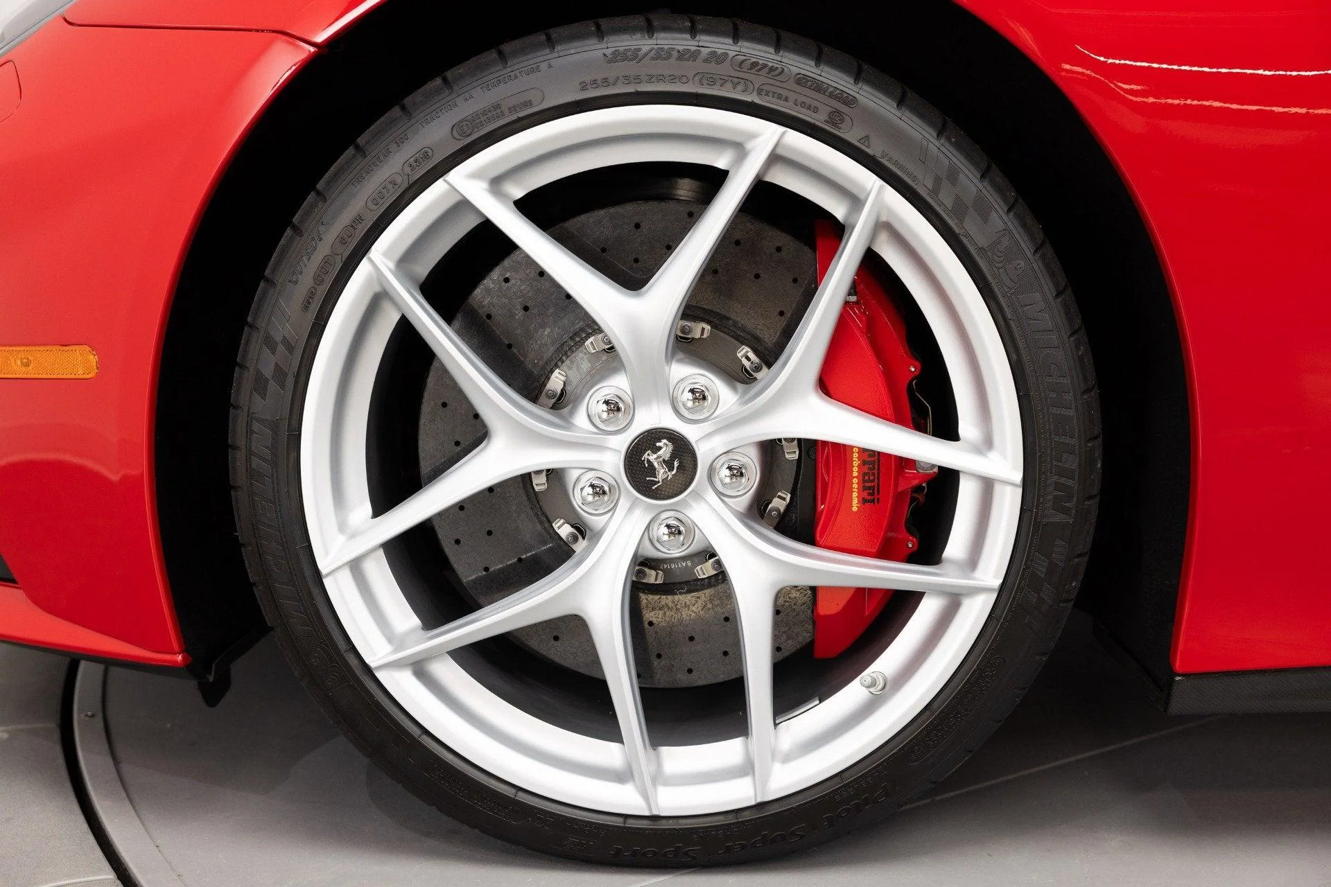 mph012_3383383245_Used_2017_Ferrari_F12berlinetta_1787147092_bb4b632322
