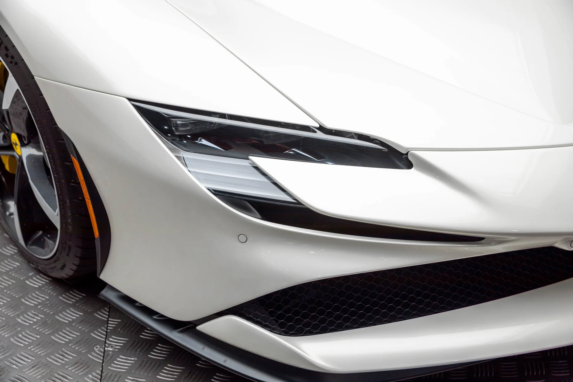 mph012_3398351282_a26df75266024b5c964dfc40c777e10f_fb45bdc360