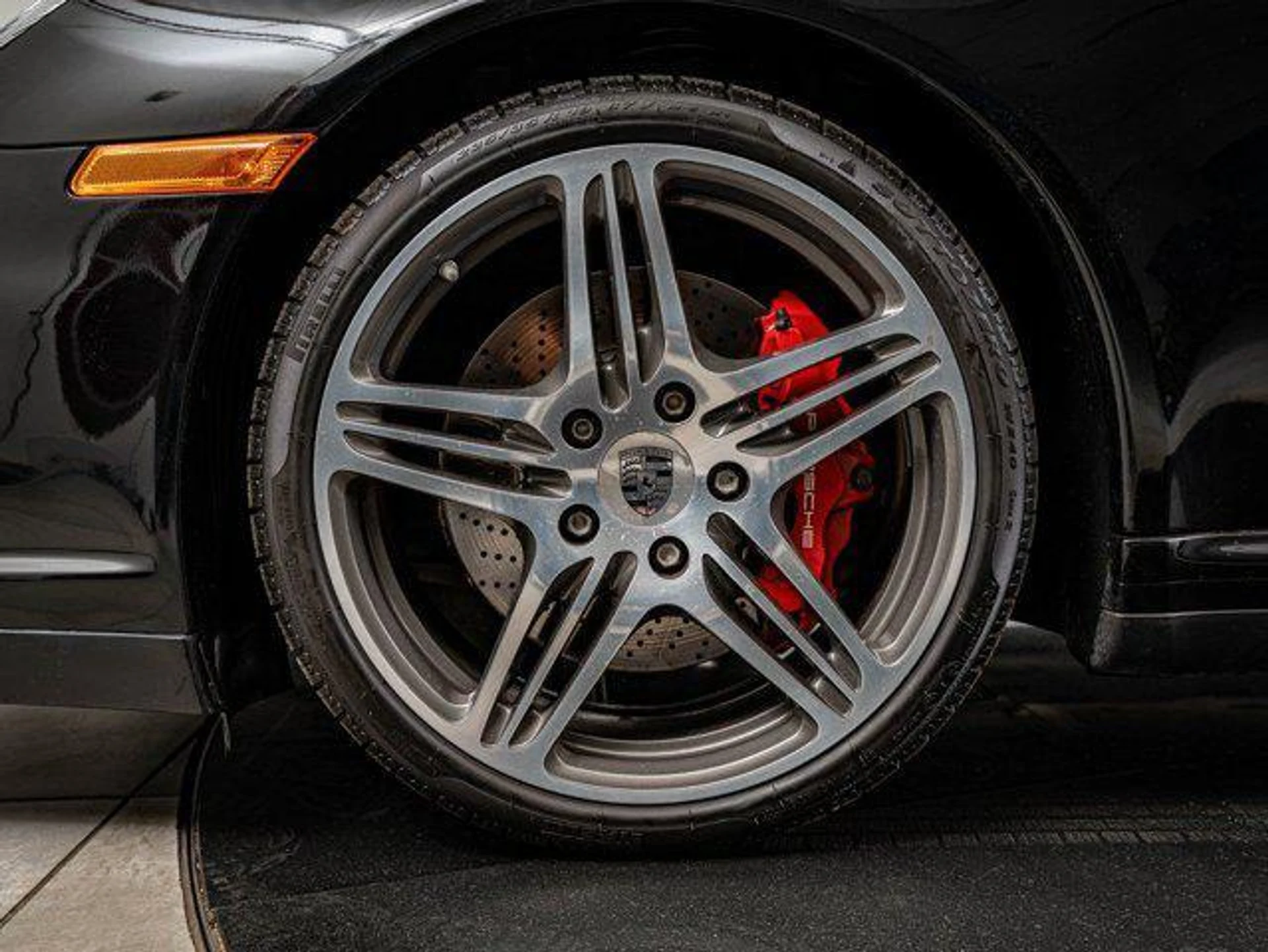 mph012_3404999922_p_IH_9_Kci1f_S9jll3_S3vg_Pu_Bc1_R1g_6524d10eb5