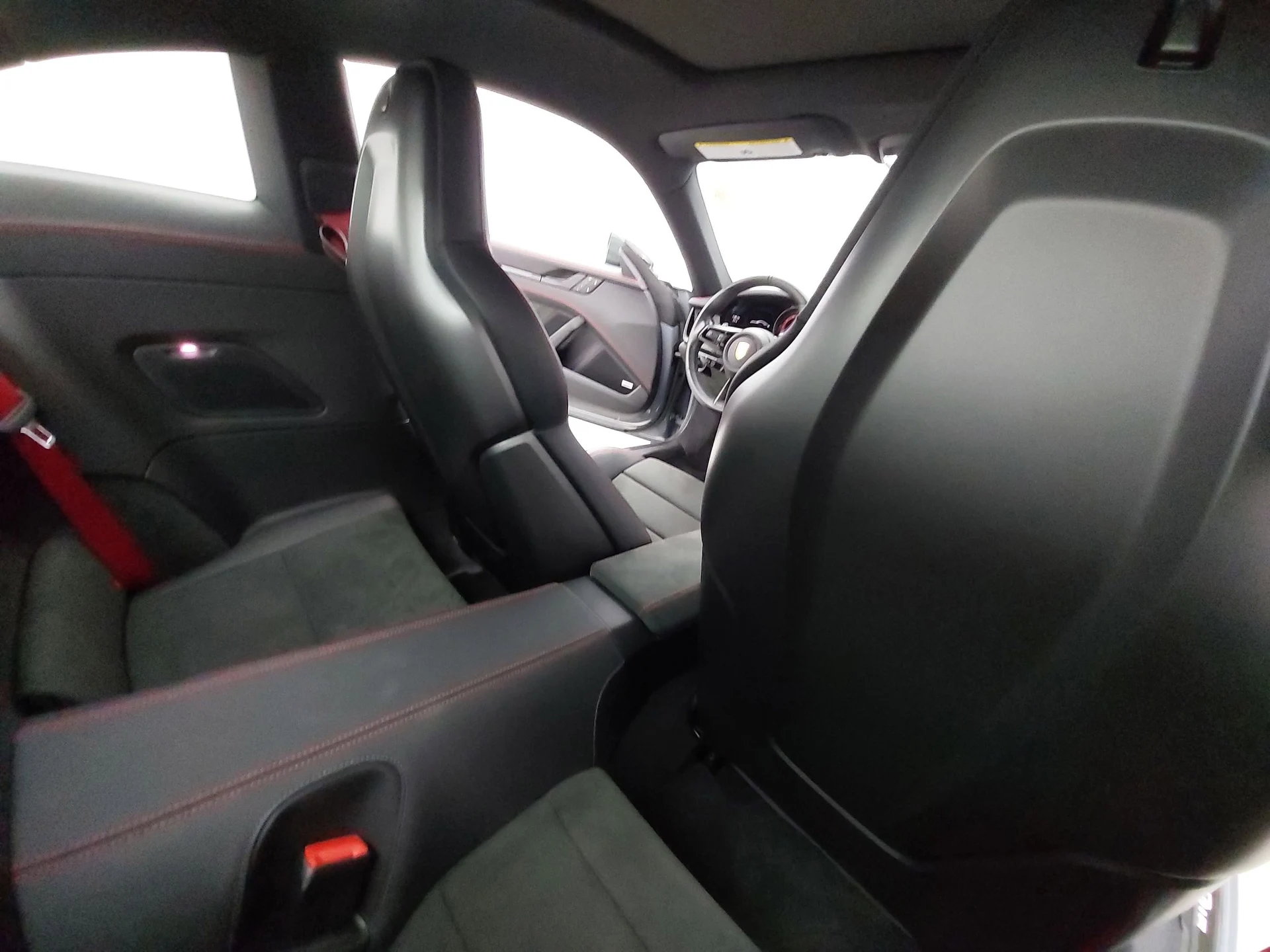 mph012_3406732052_18c938e740109d45f1fe802d913bb284x_8898291e45