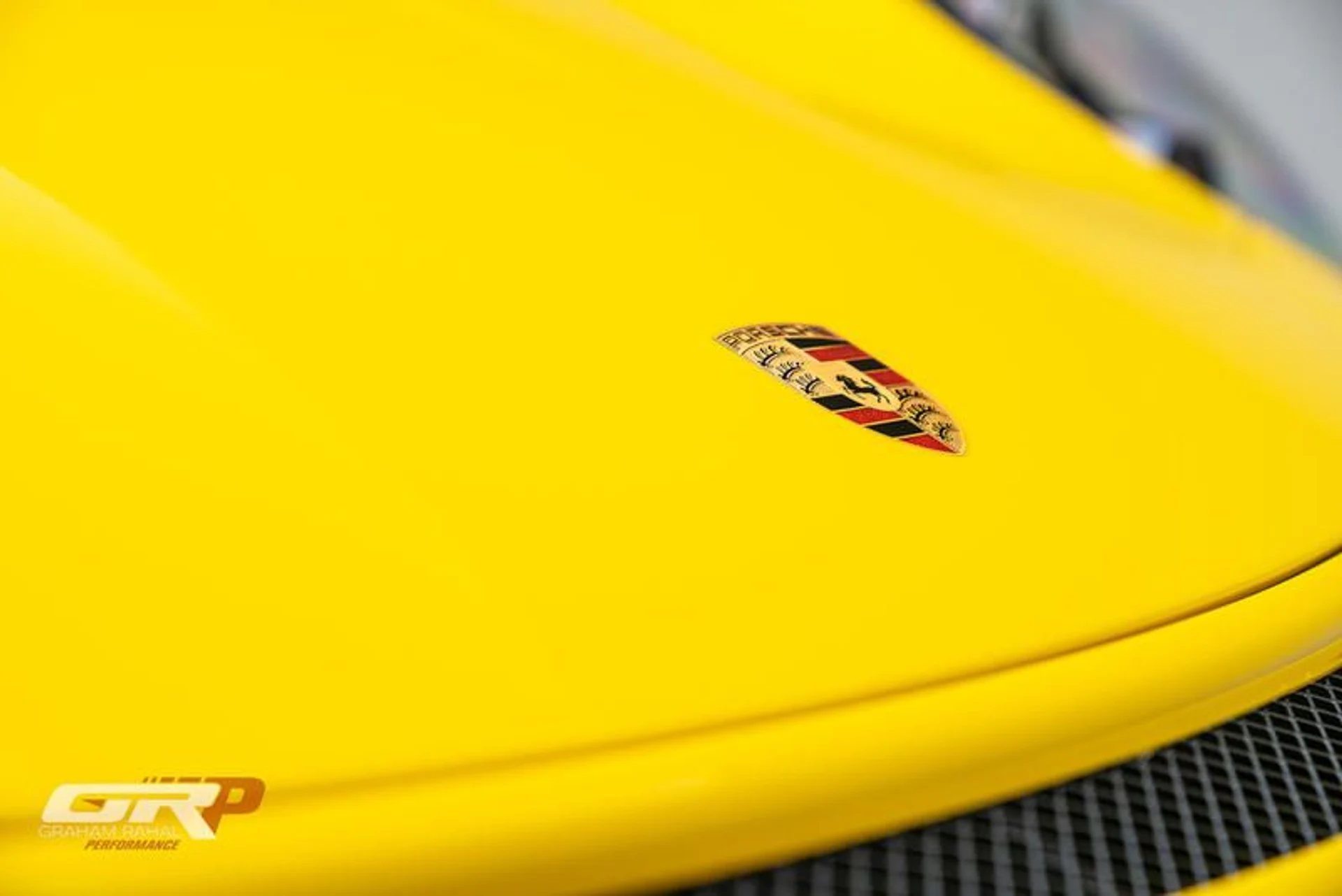 mph012_3408691971_0_D6_BDCE_9_40_E2_424_F_8_D17_7_DE_63_F7_B531_C_5b7e3bf96a