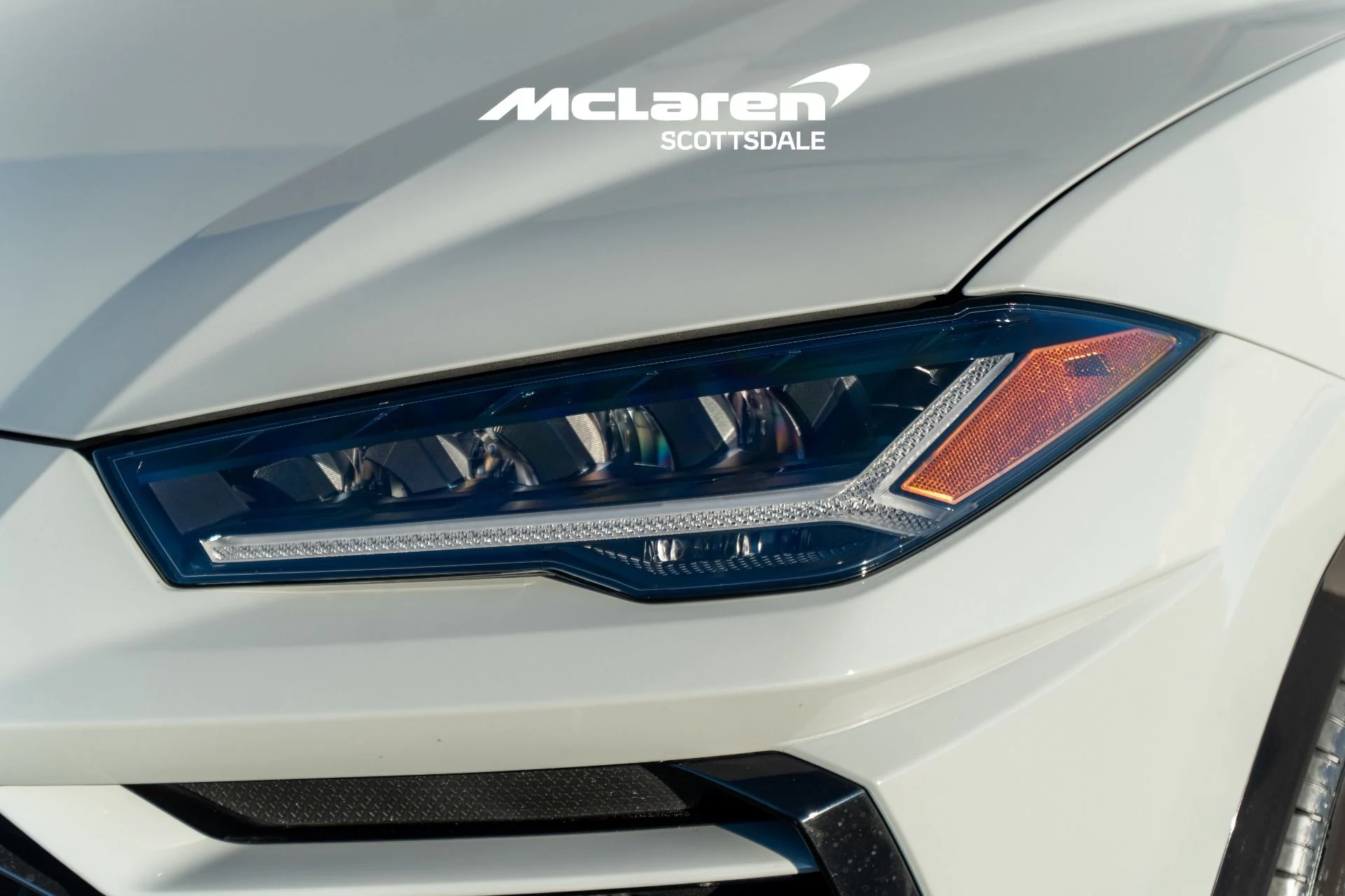 mph012_341153055_Used_2021_LAMBORGHINI_URUS_1765671220_fe230fd5a7