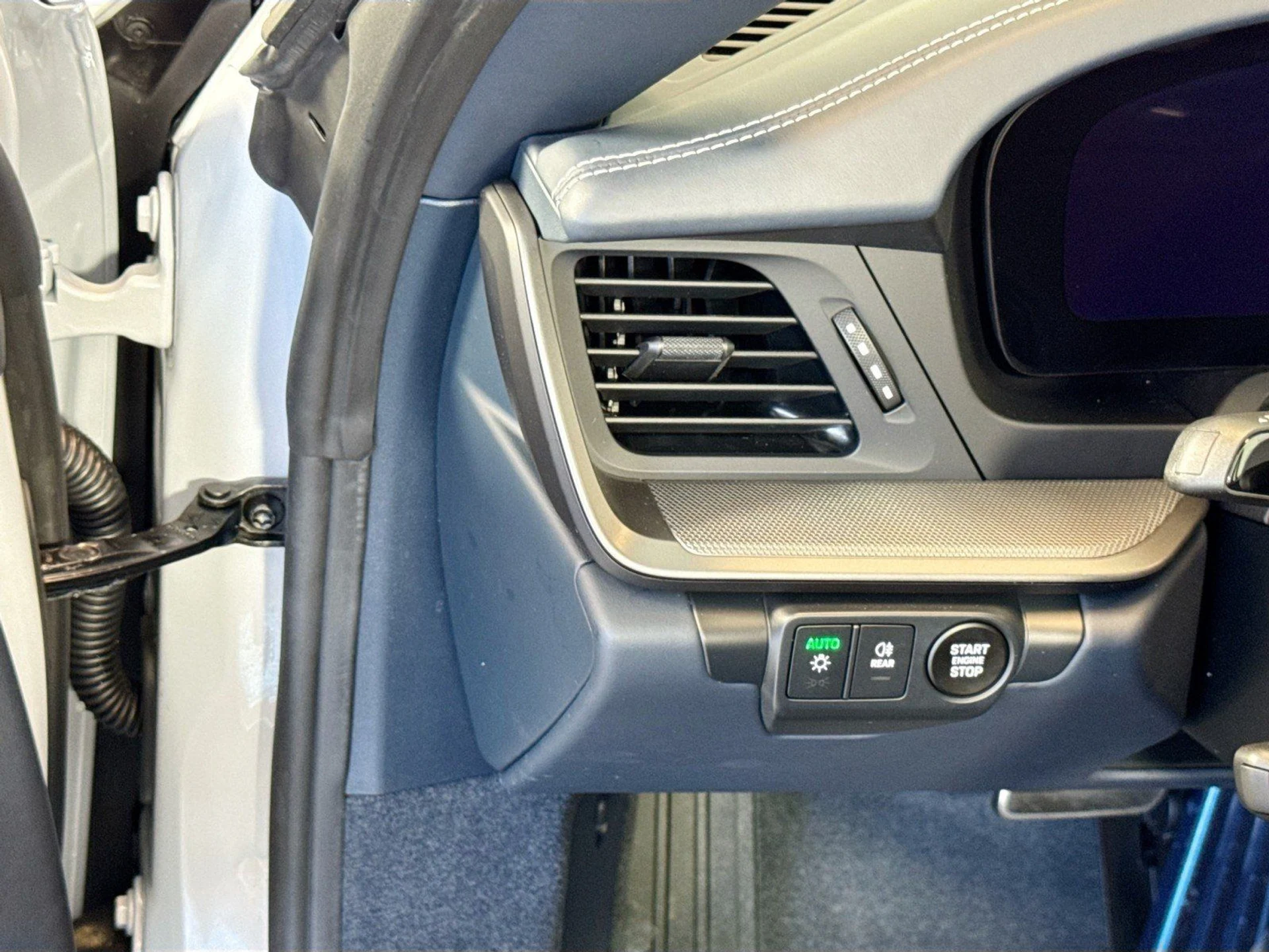 mph012_3412250392_c1f574f180d464f5abb68fe2f9bacde1_94d9f9dffc