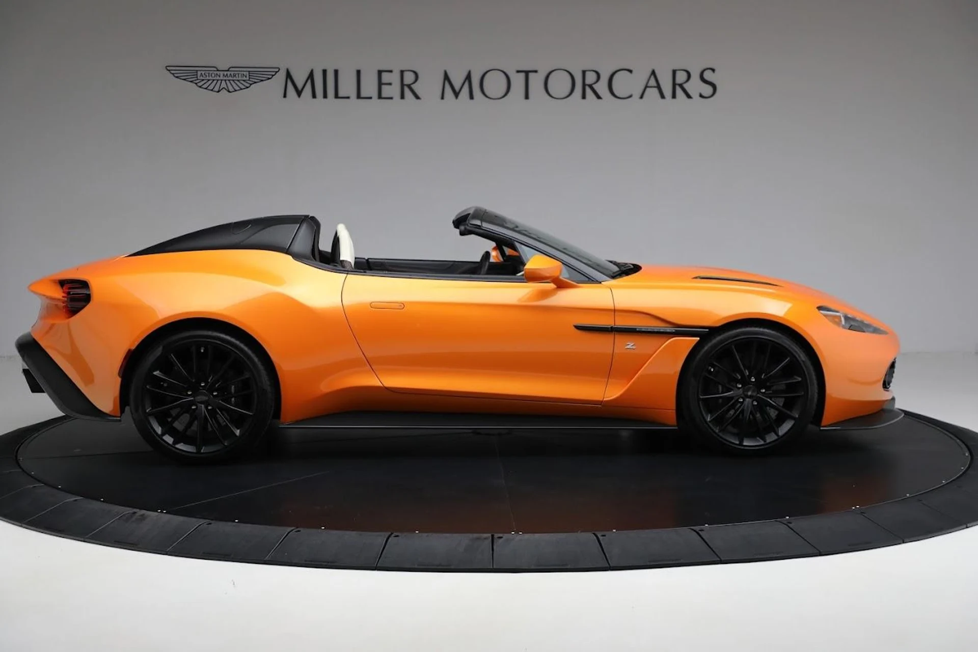 mph012_341486936_Used_2018_Aston_Martin_Vanquish_Zagato_Speedster_1fa72f711f