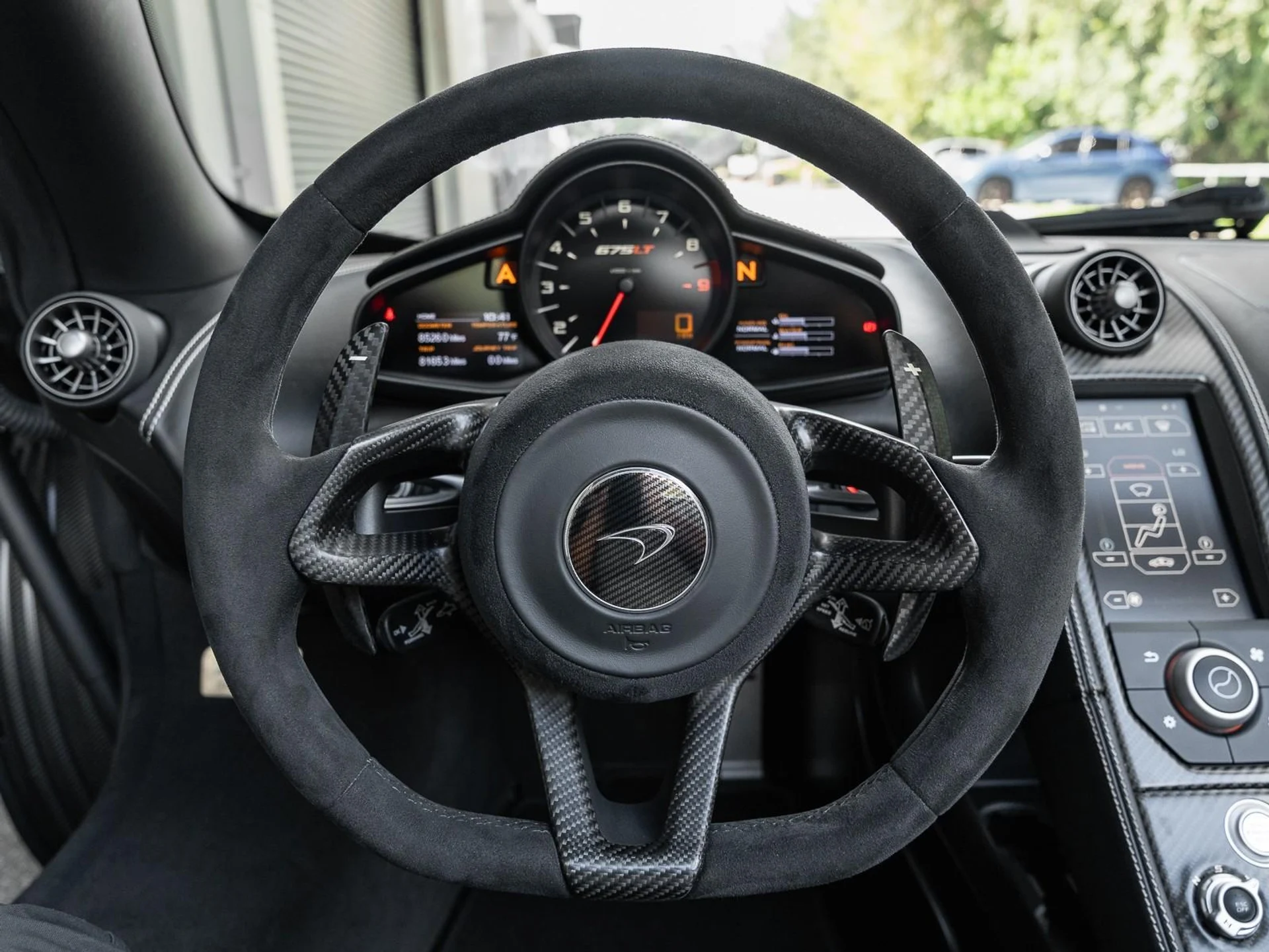 mph012_3416492531_Used_2016_Mc_Laren_675_LT_1755029236_b3fb58fe90