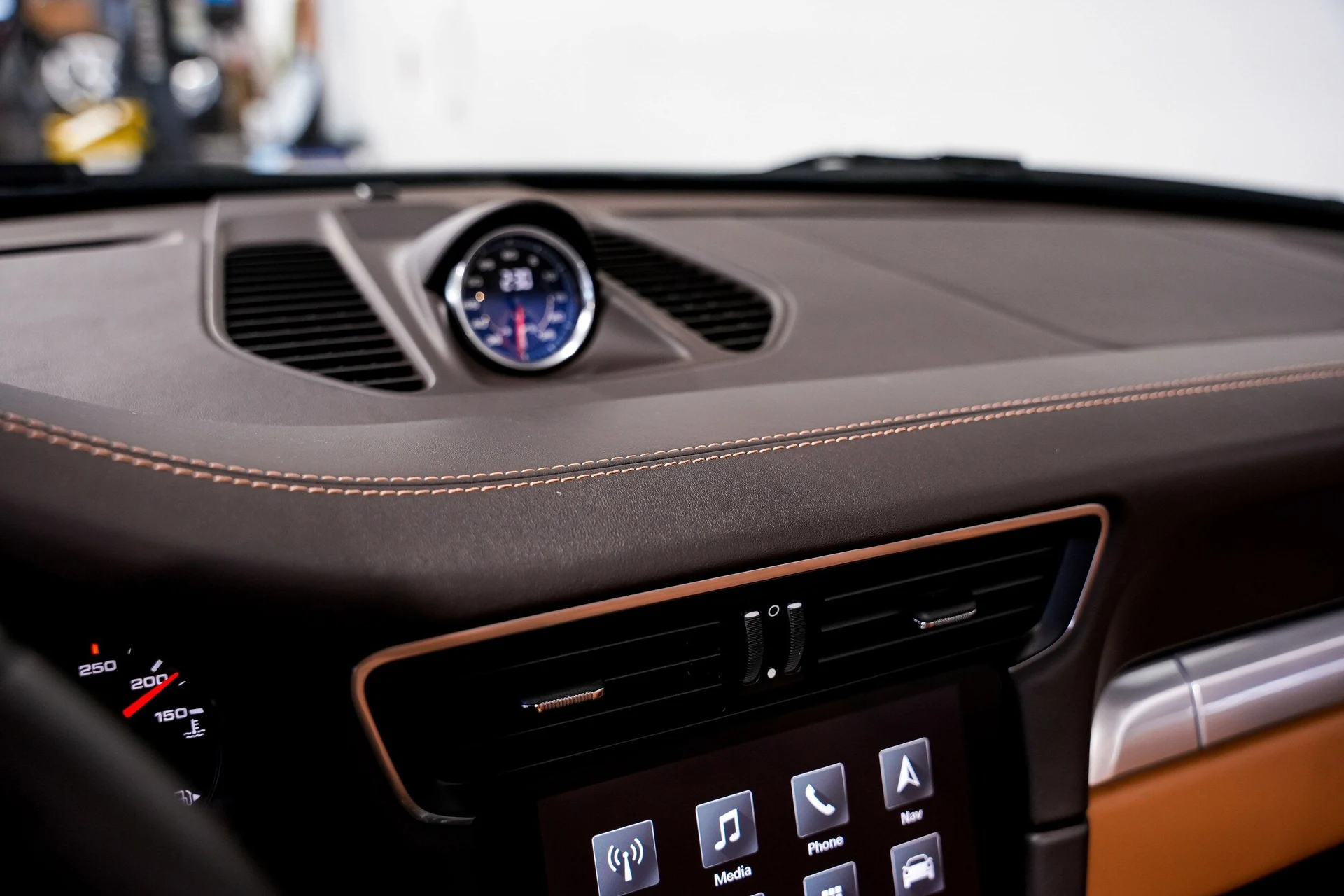 mph012_3425432886_8ca39d01affabc111571d494a34c370ax_7f085c33fb