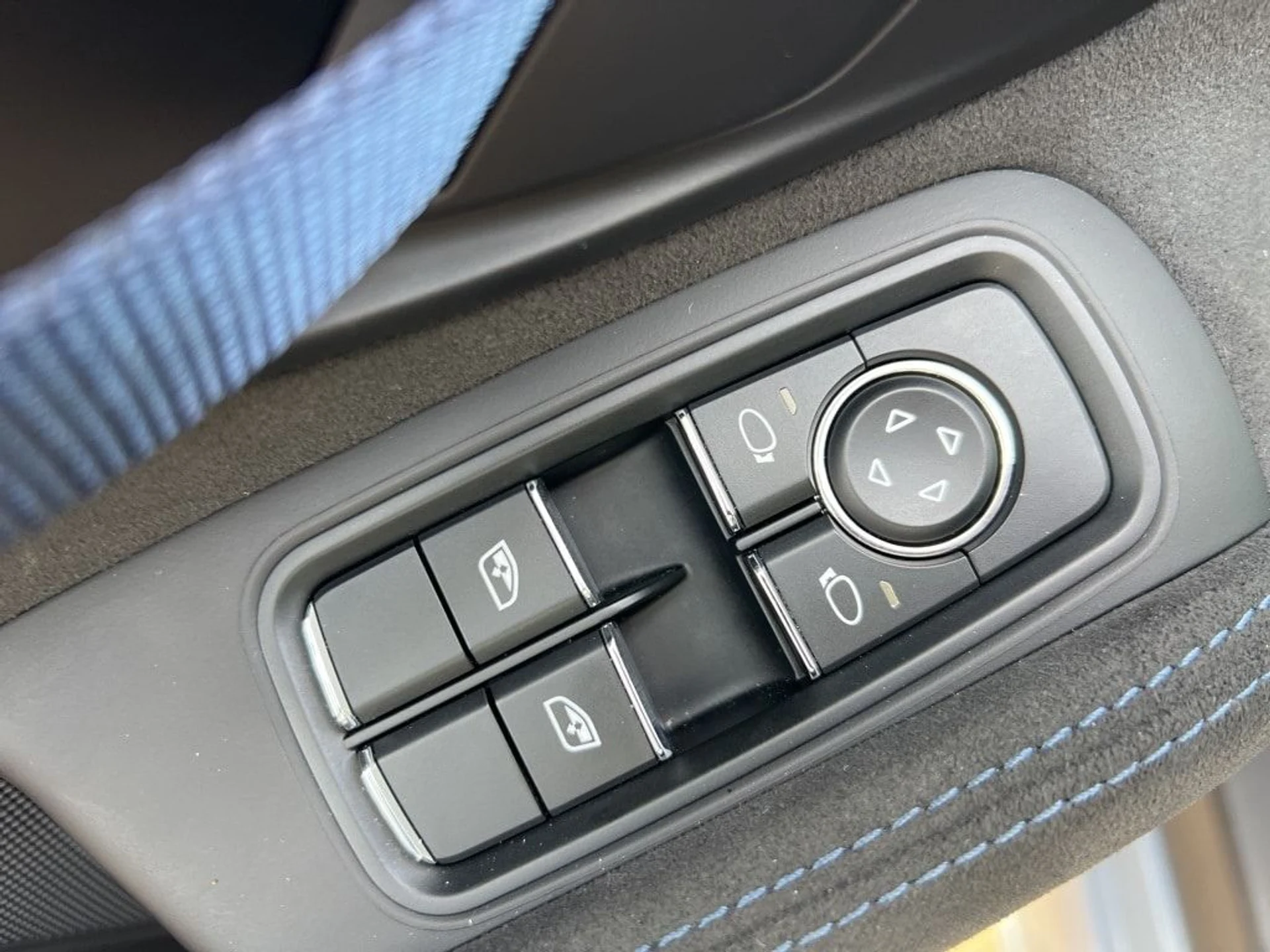 mph012_3429302289_2fc09d6e1e4f8b241469effcc5565d28x_1cc08967f0