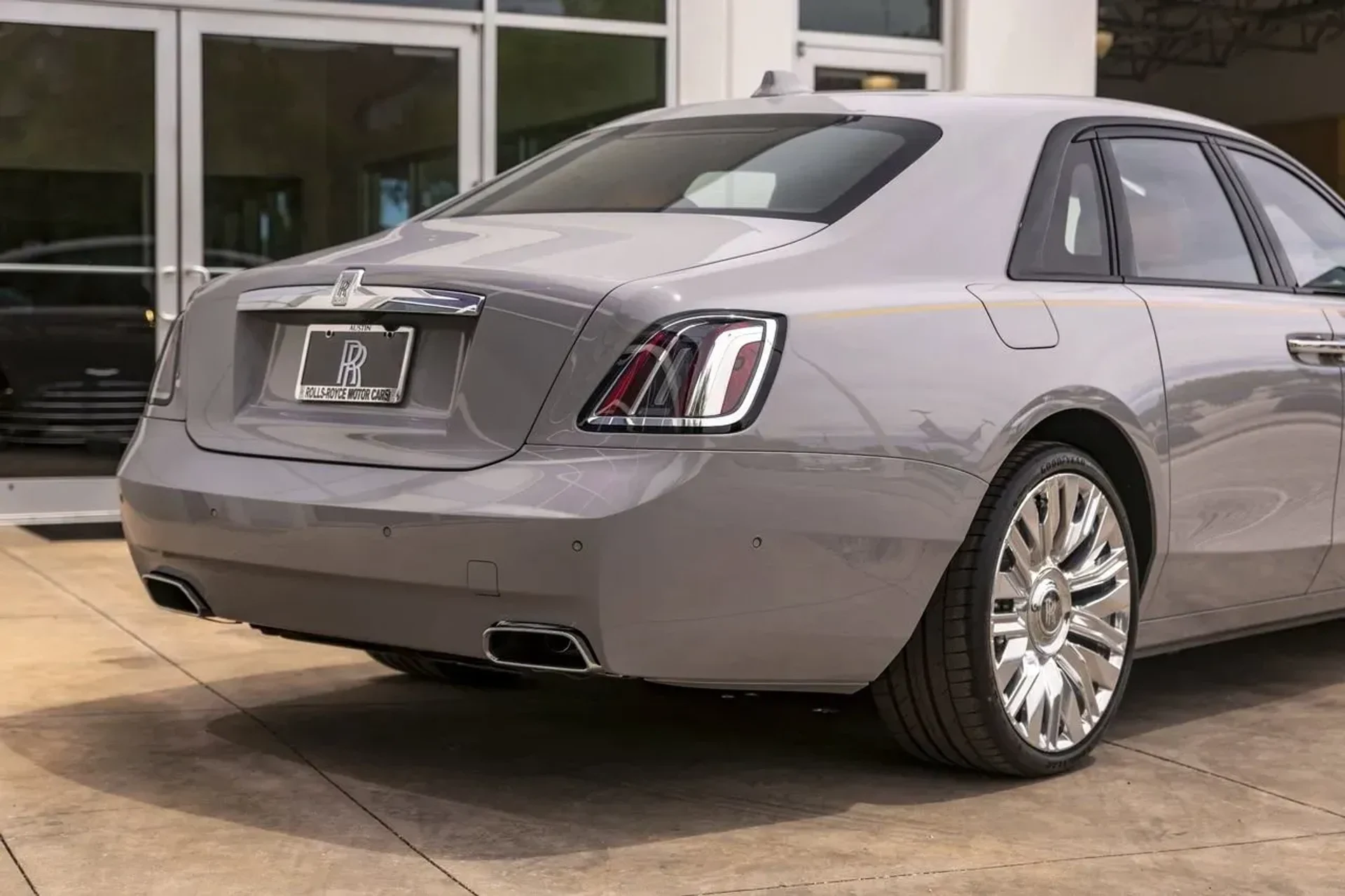 mph012_3436063422_d7177a0e66e4496e84466b330ed73b7a_34e7525d3d