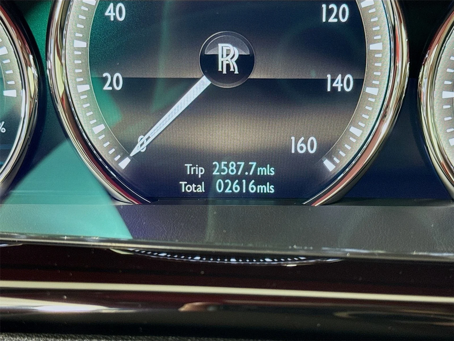 mph012_3439098587_d62b0643a0f960dcacfede8f94389048x_4801b88d21