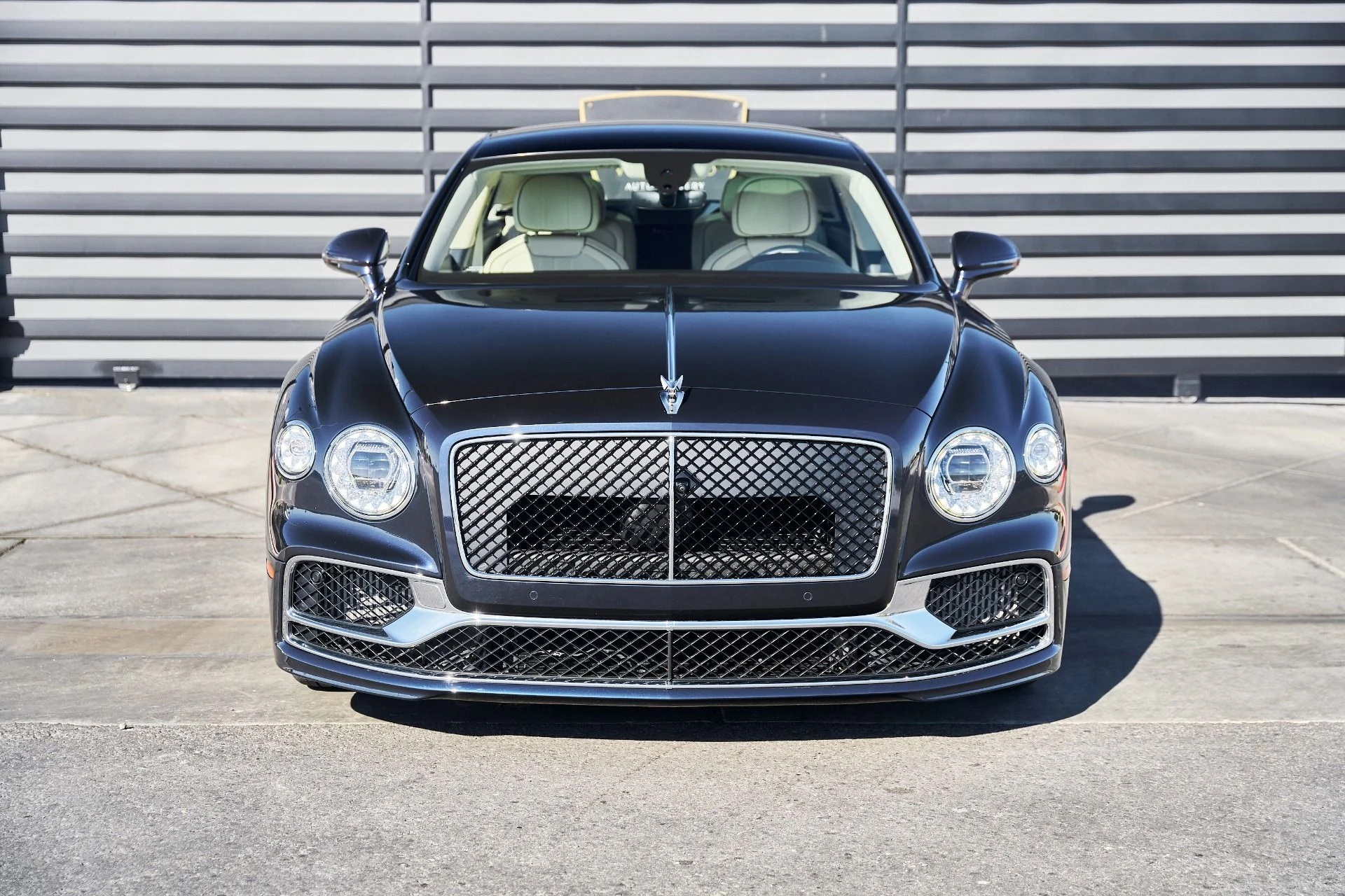 mph012_3443767939_Used_2024_Bentley_Flying_Spur_Mulliner_V8_1773796178_c8c765e5ca