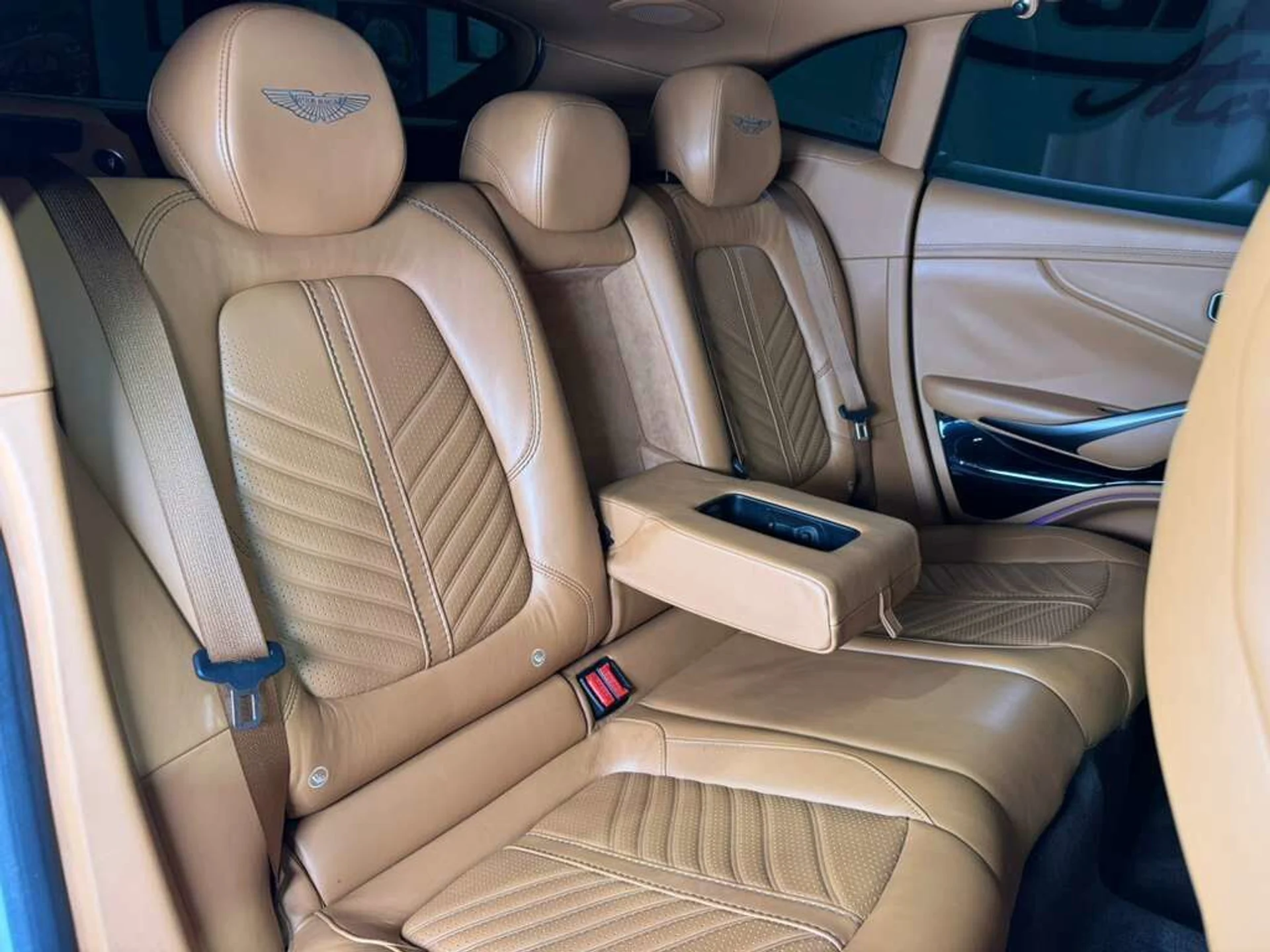 mph012_3445017183_ee00ac4100b7029273f355dd7f324454_f36a5134cd