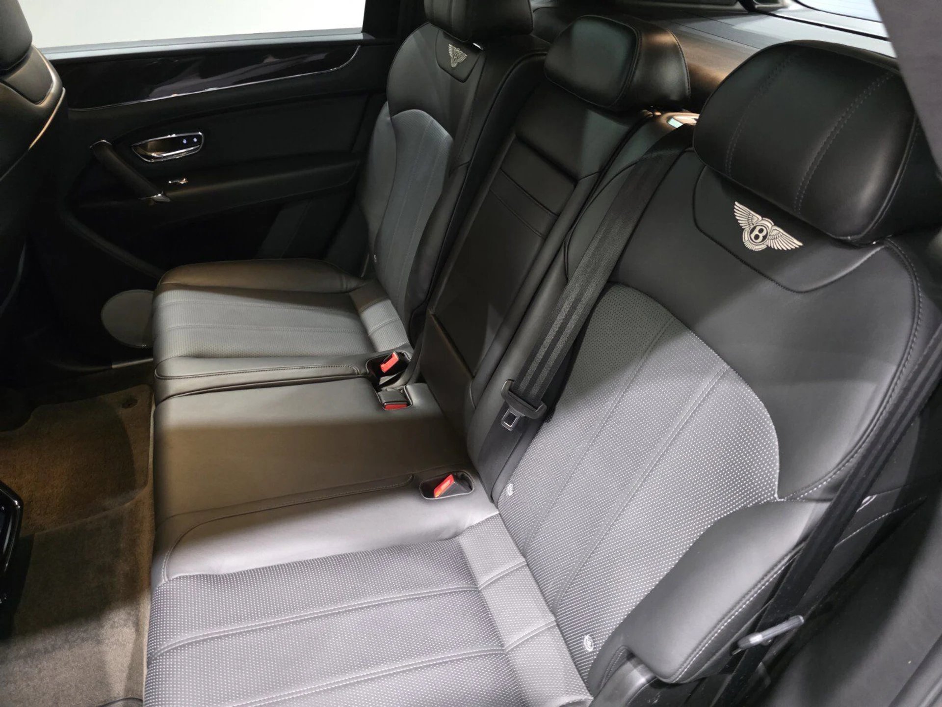 mph012_344556974_2399ef1b8013820523c7a95af94c2445_49592f923c