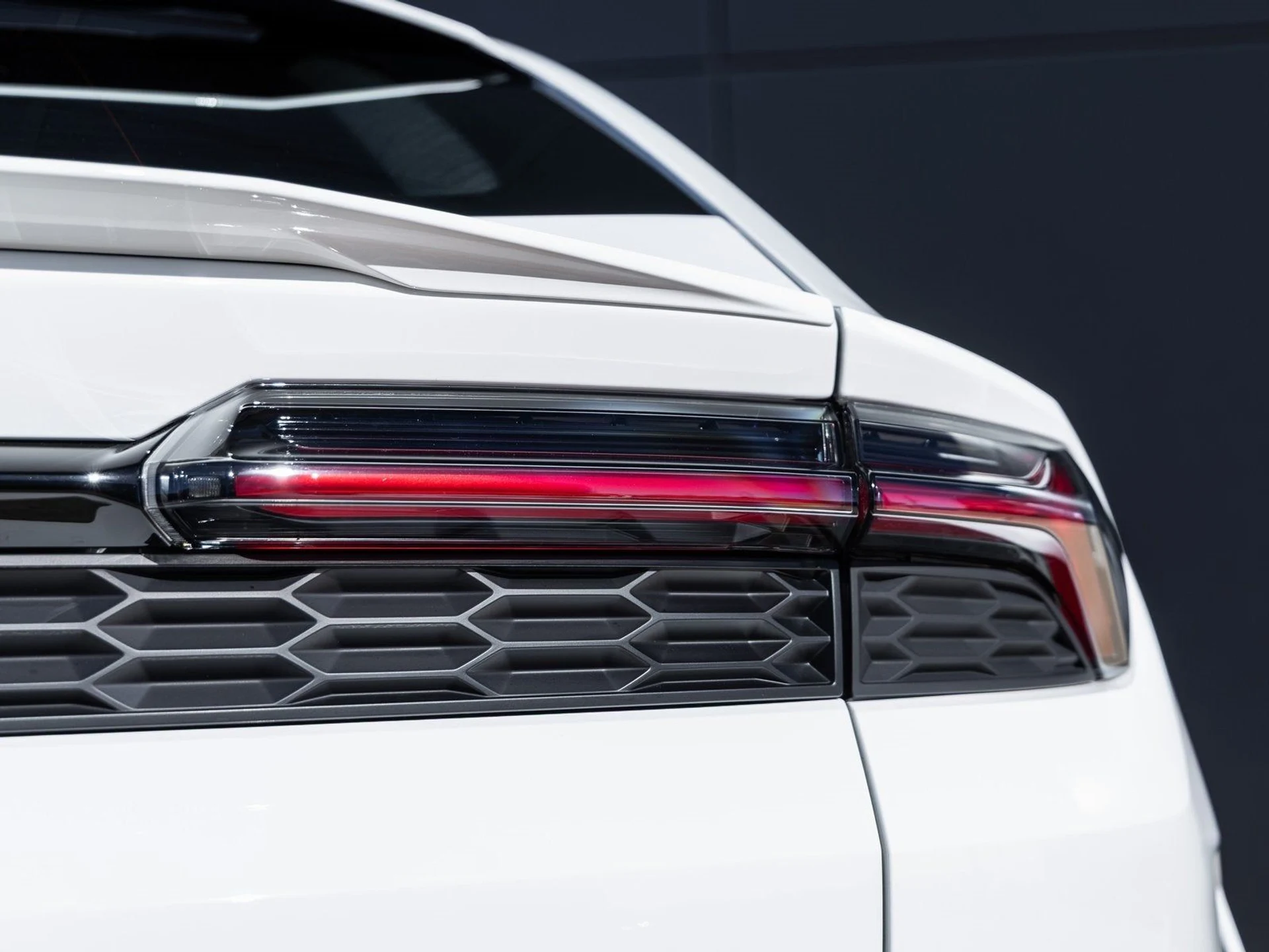 mph012_3445728453_13_b40185b254