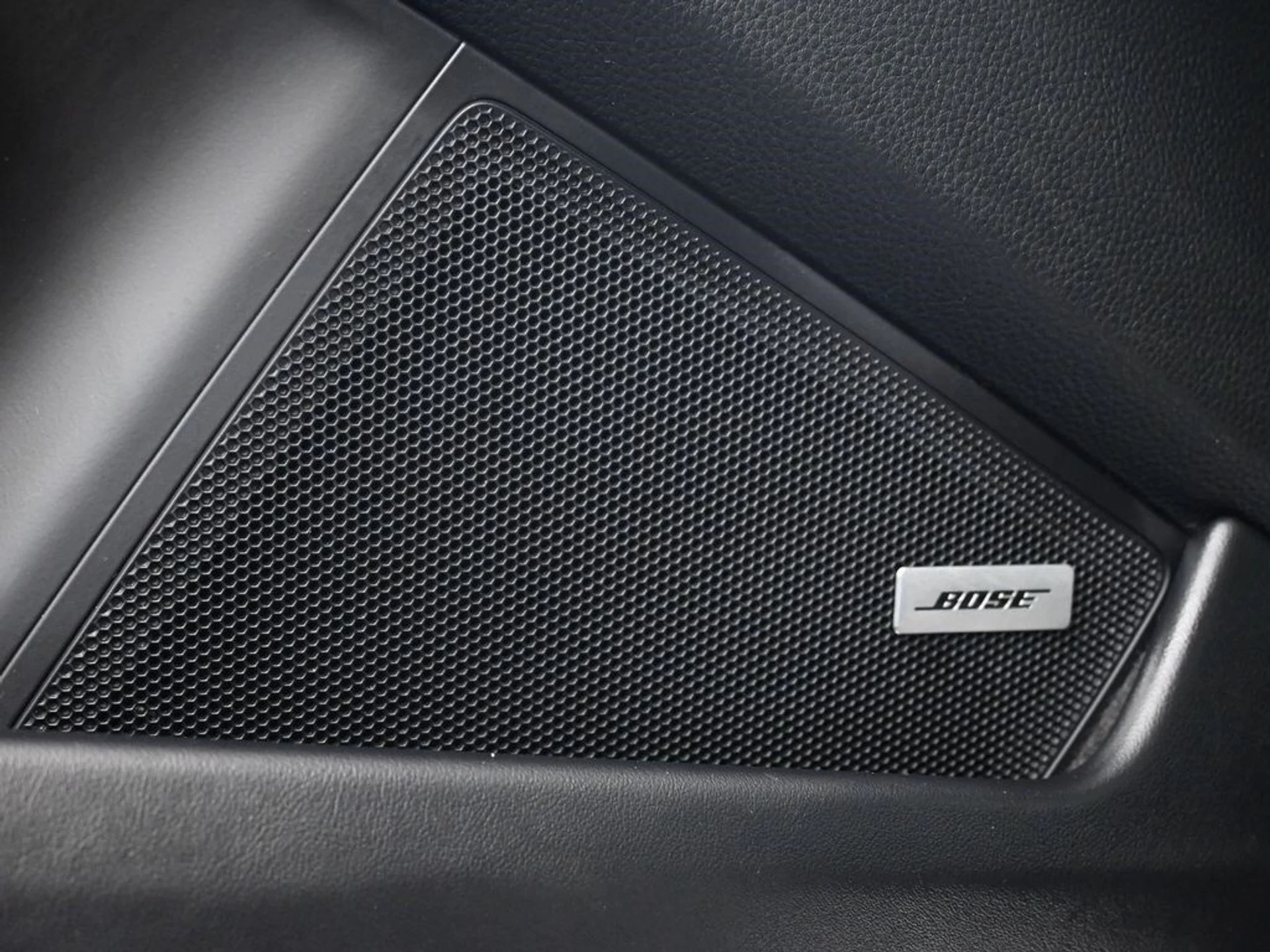 mph012_3446704313_af1fb623b3d3aed2d8c860033d98d081x_ce5f1a980e