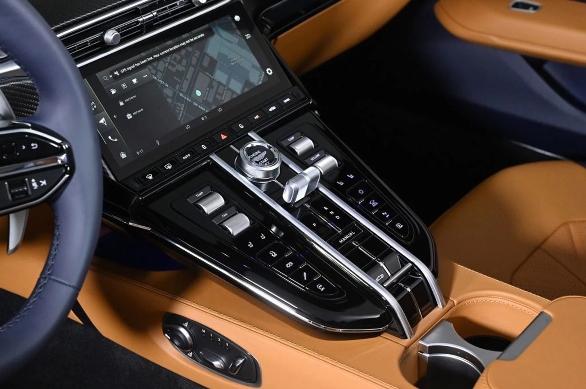 mph012_3446748172_new_2026_aston_martin_vantage_sroadster_11350_23021666_13_1024_9f6e1114b9
