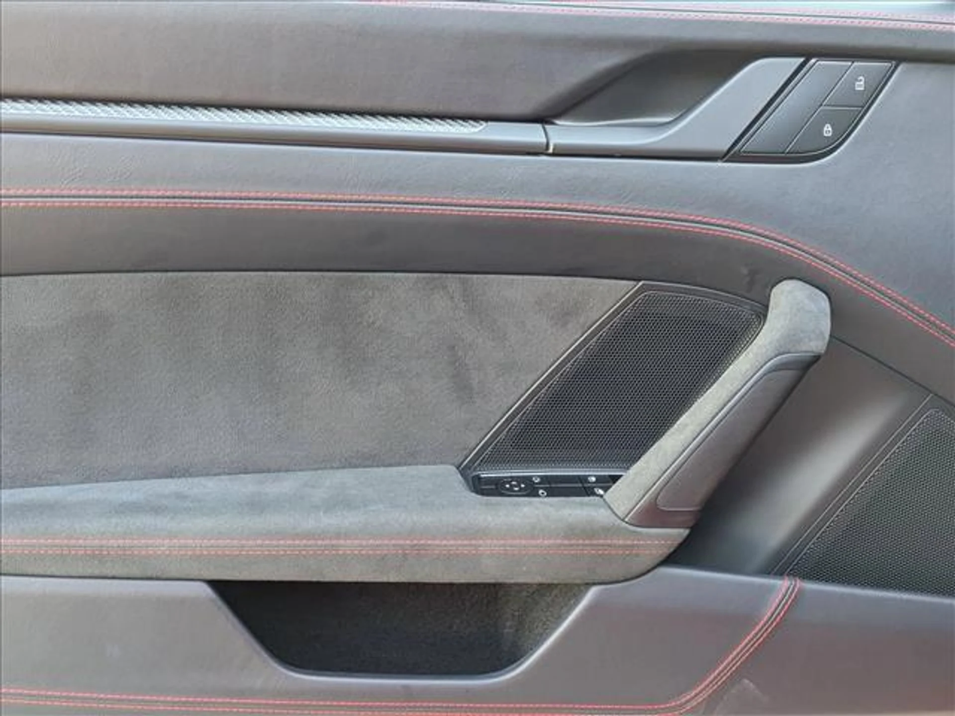 mph012_3452651749_J_Gxum_Vi_M0_EVO_Sv_iteku_Yuv_Hu_AM_67bcea08d8